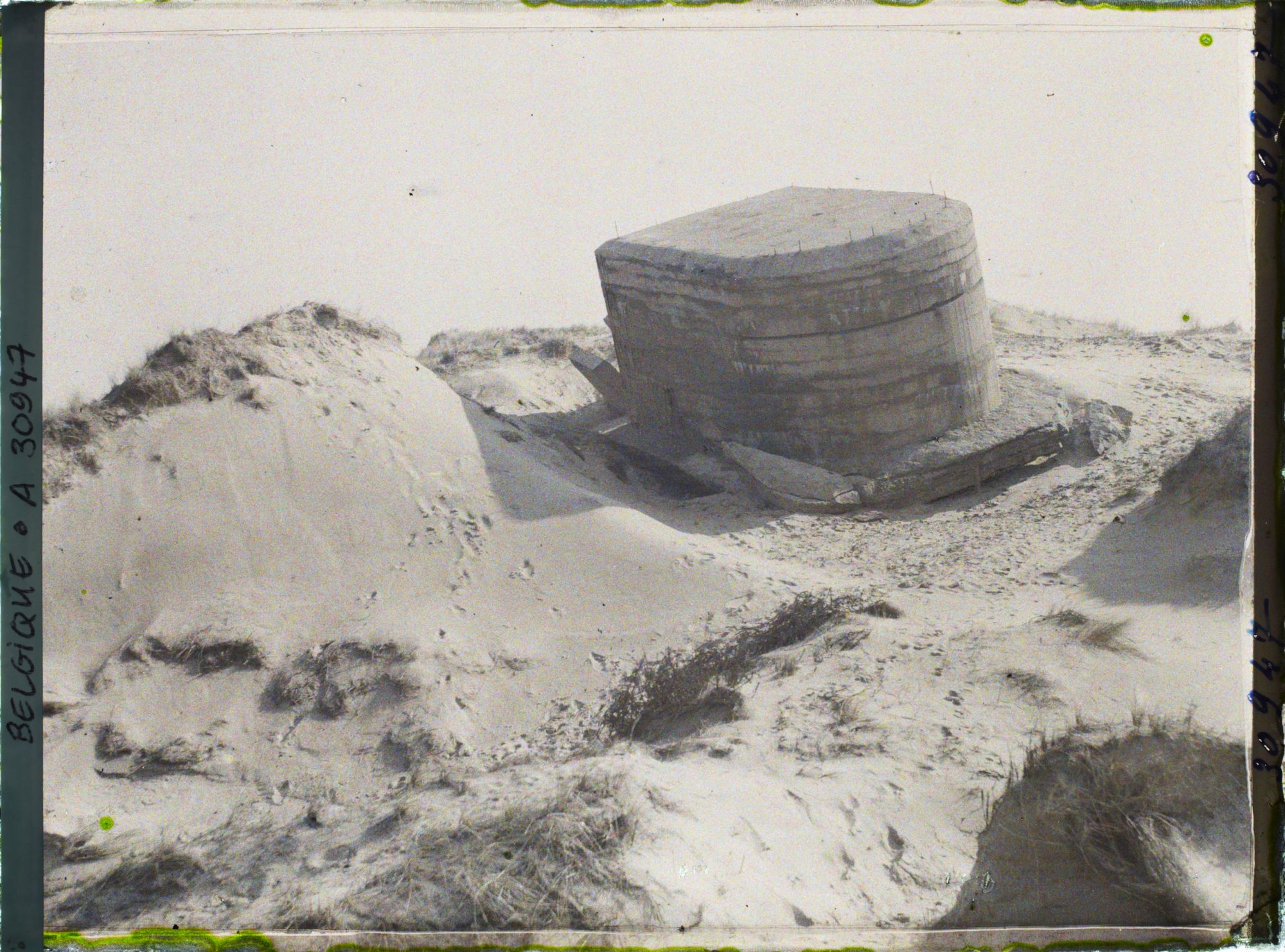 Image représentant Belgique, Middelkerke, Observatoire bouleversé