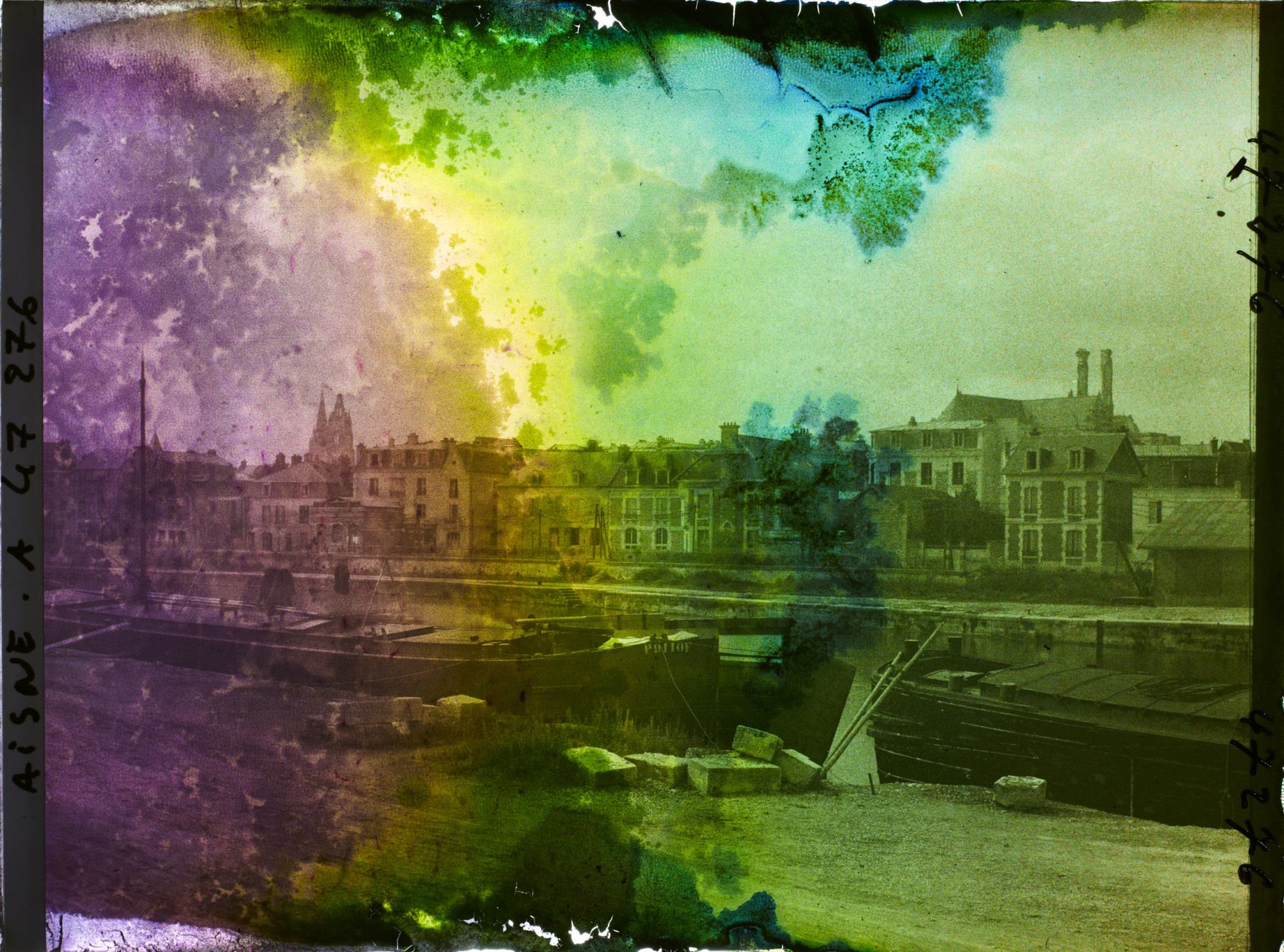 Image représentant France, Soissons, Reconstructions rive gauche, temps brumeux