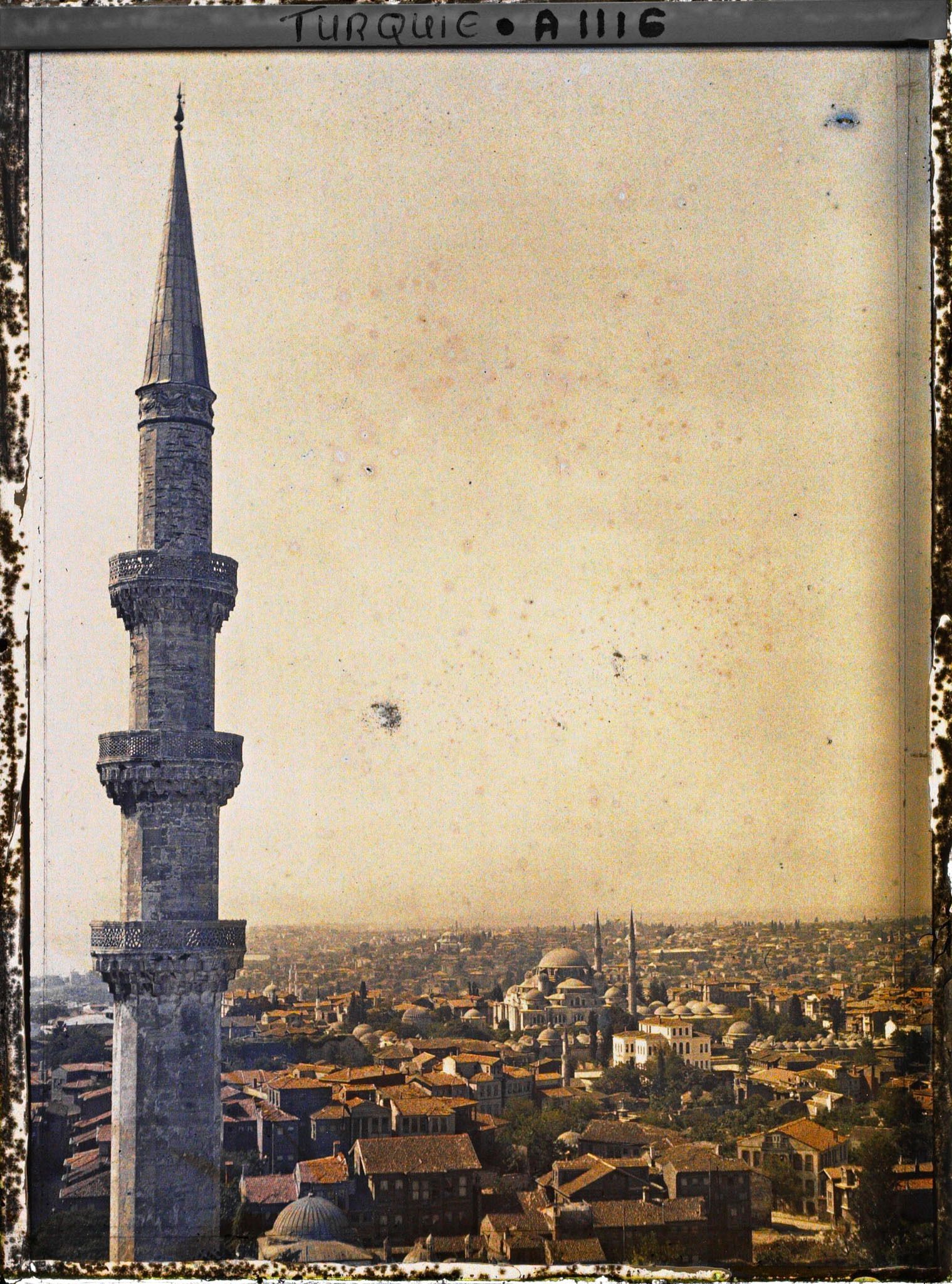 Image représentant Panorama pris d'un minaret de la Süleymaniye Camii ("mosquée du Sultan-Soliman-le-Magnifique") vers le sud-ouest