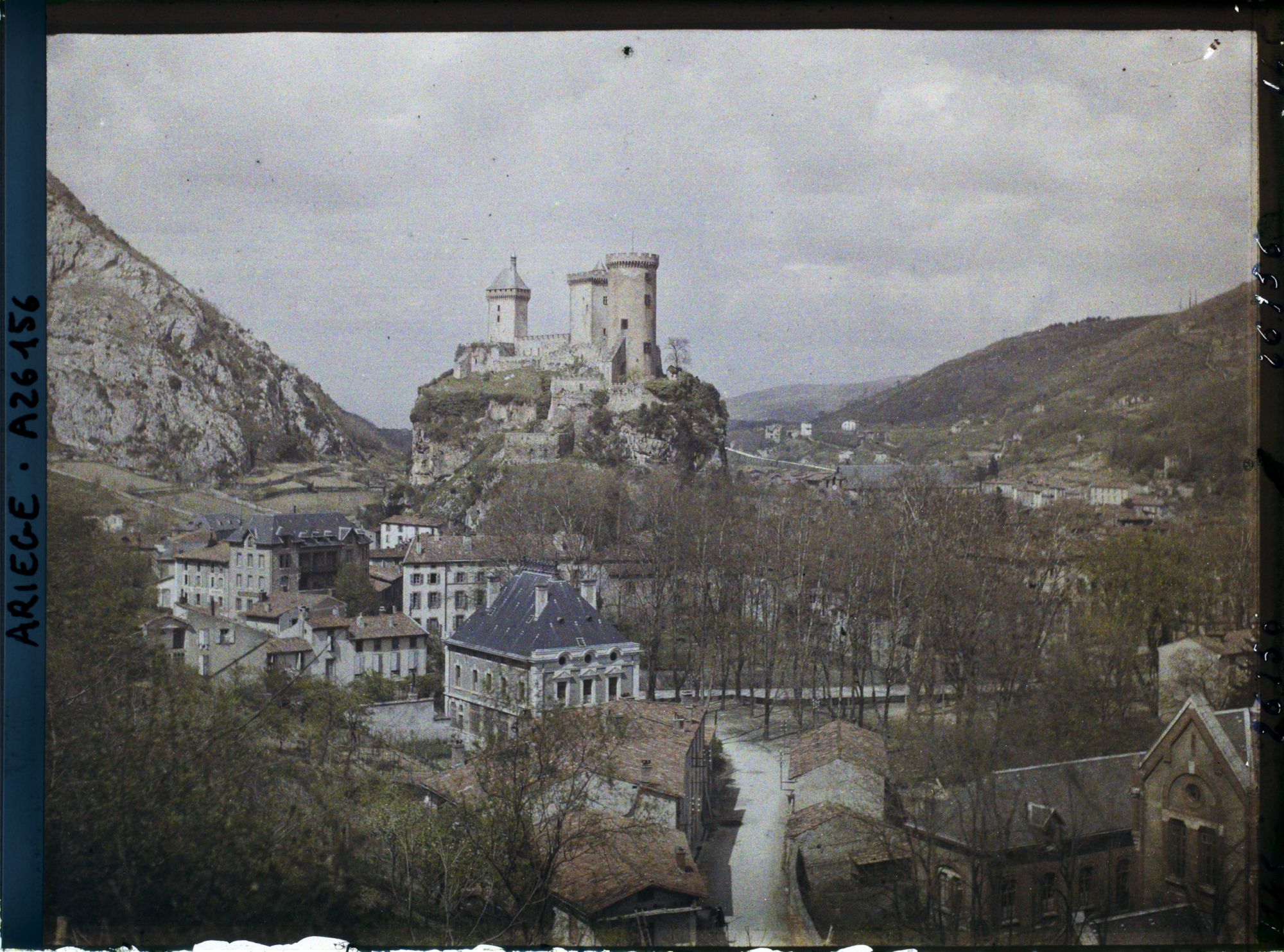 Image représentant Le château et la ville vers le nord