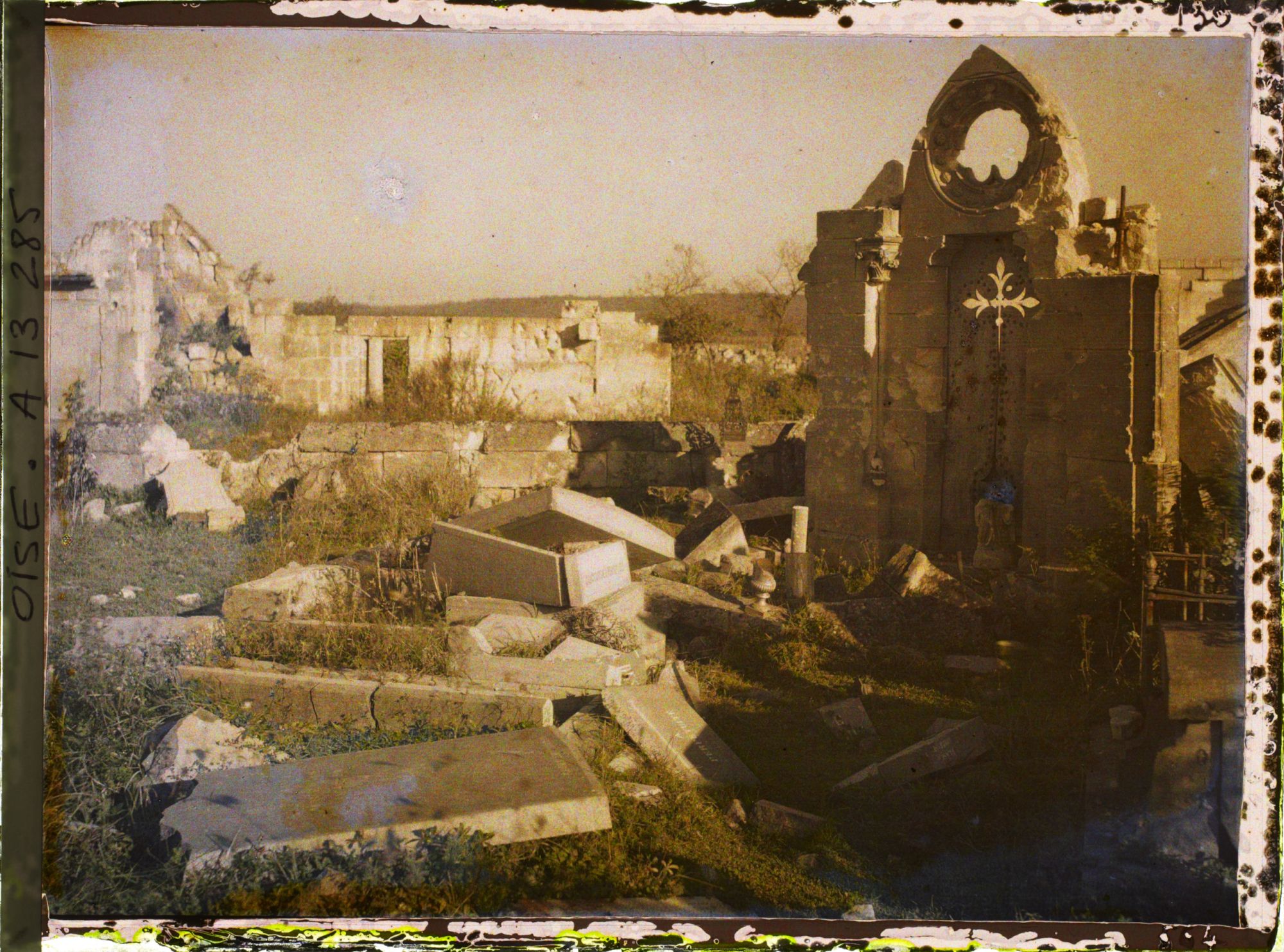 Image représentant France, Bailly, Cimetière