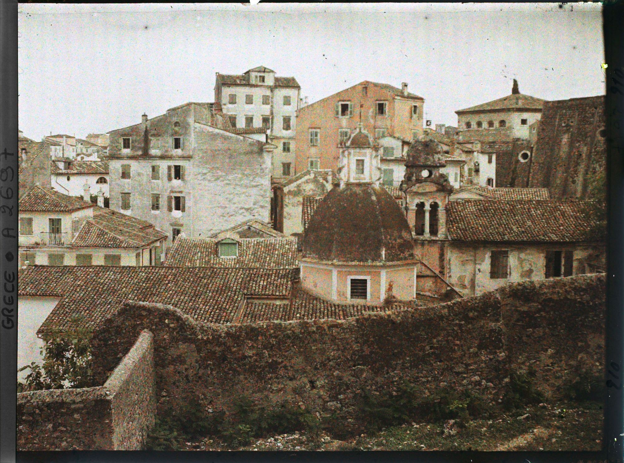 Image représentant Le village vu des remparts de la citadelle