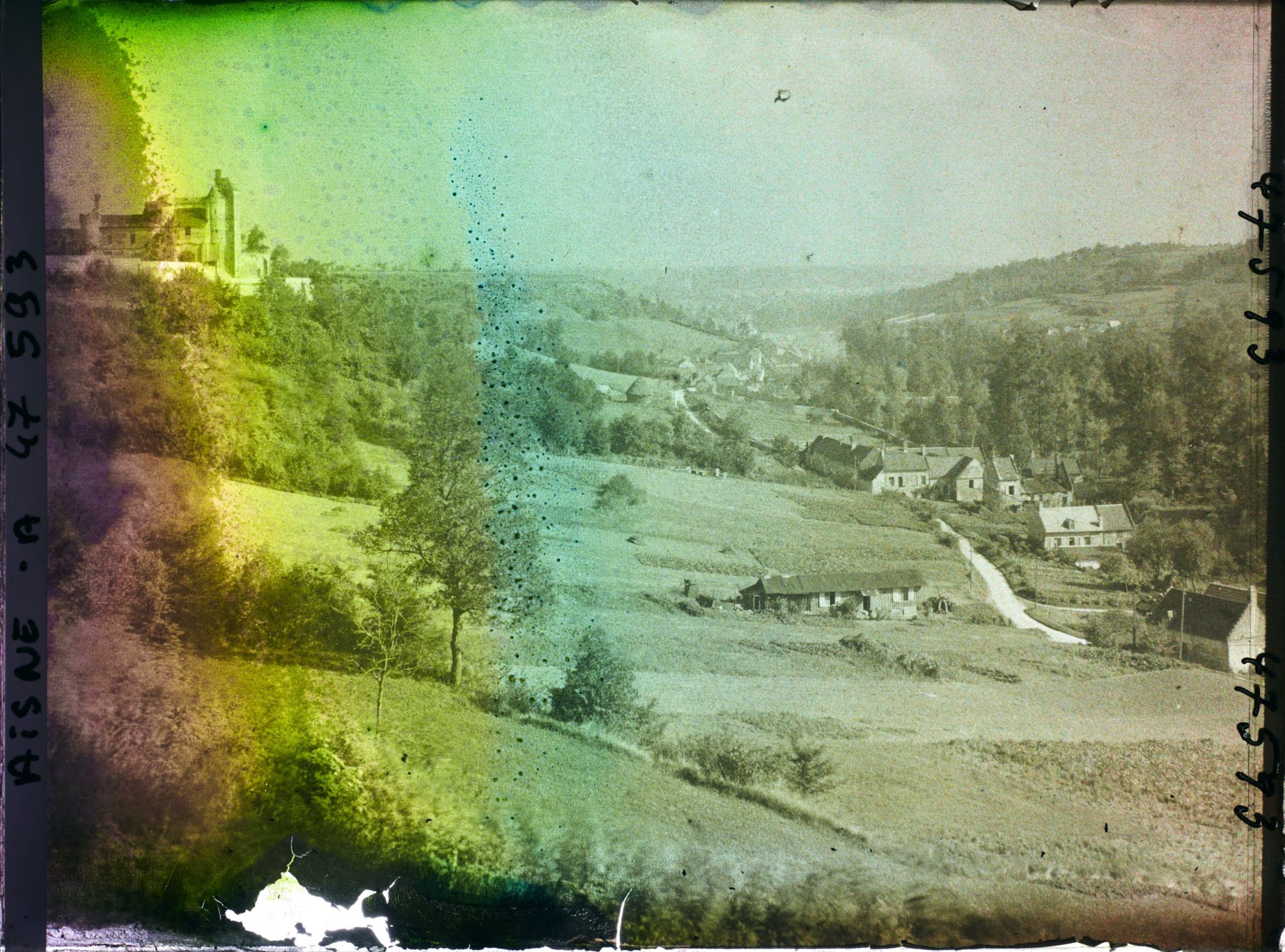 Image représentant France, Pernant, Le Village et la Vallée de l'Aisne