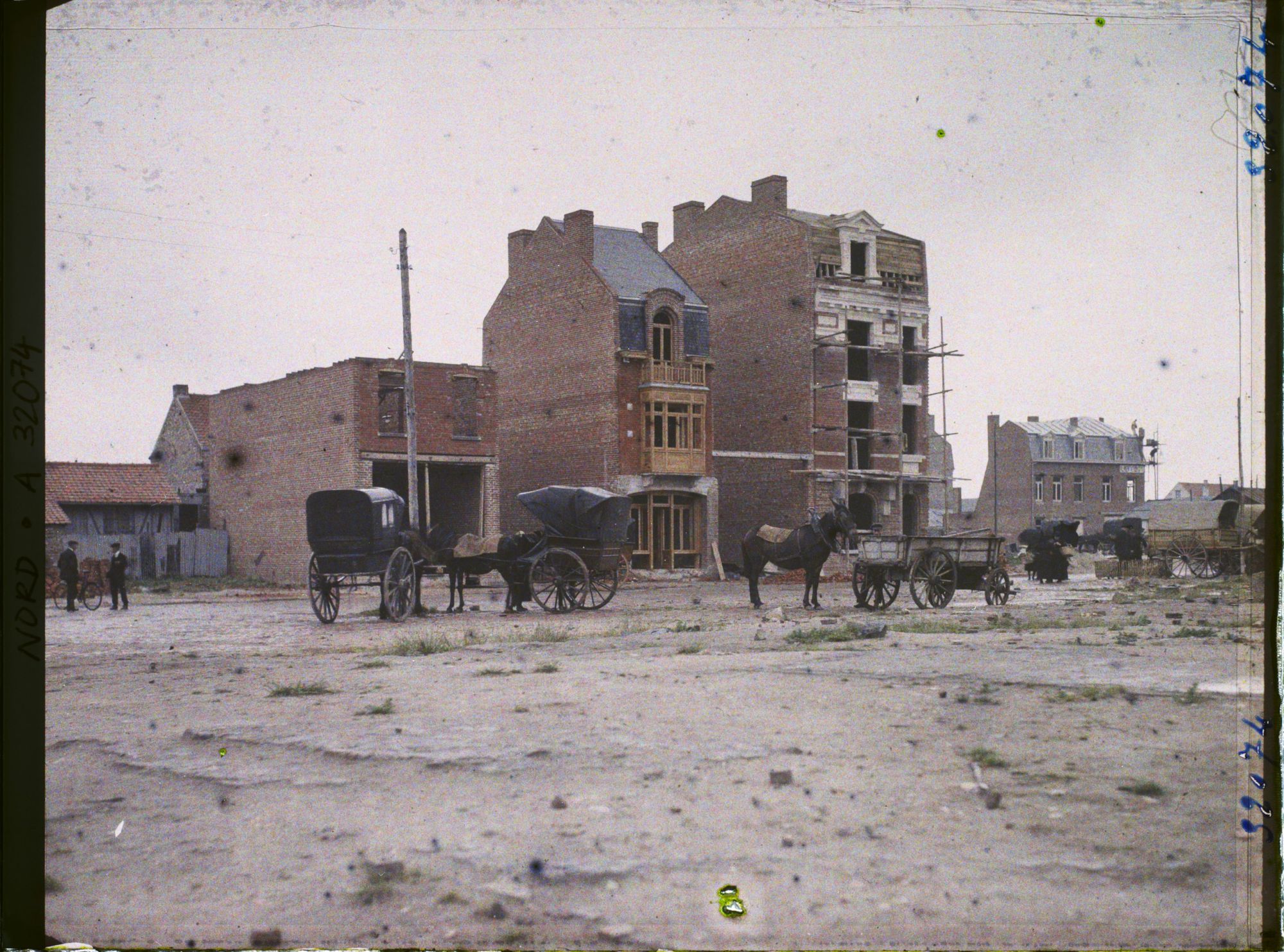 Image représentant France, Merville, Groupe de nouvelles maisons