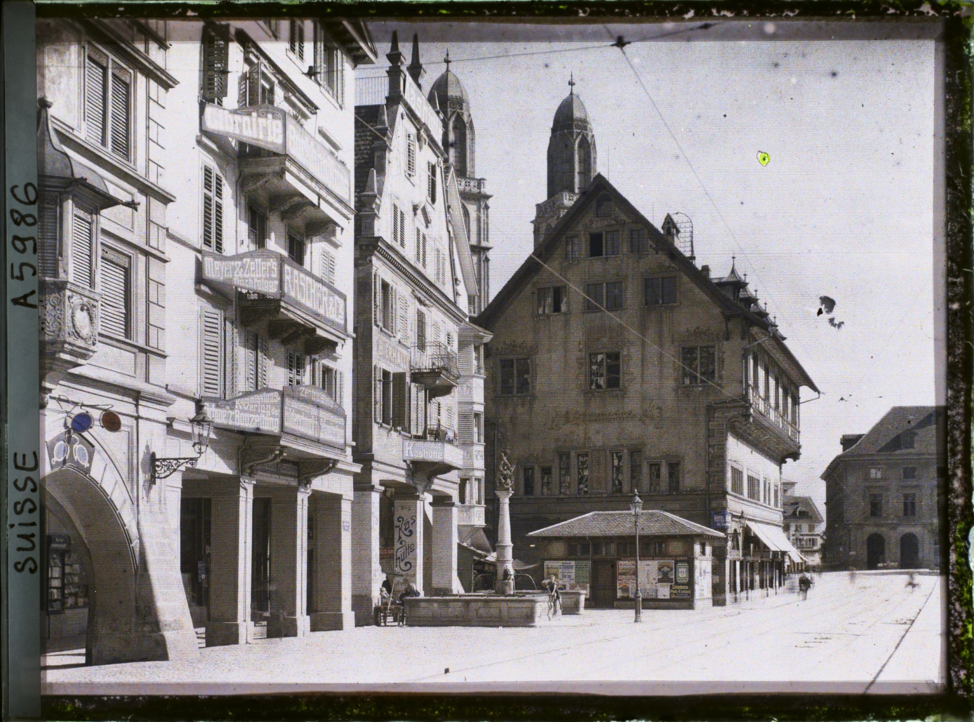 Image représentant Le Limmatquai et le Grossmünster