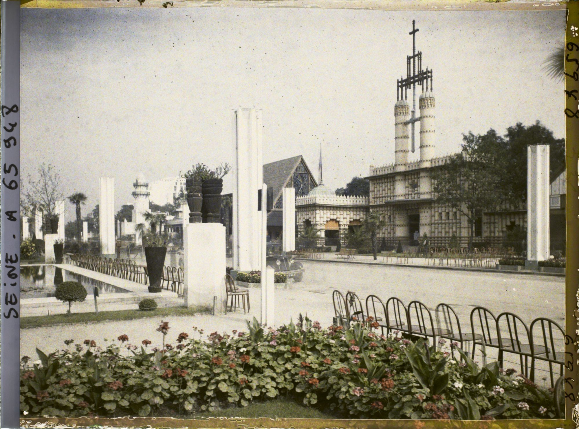 Image représentant L'Exposition Coloniale Internationale de 1931, la Grande Avenue des Colonies Françaises