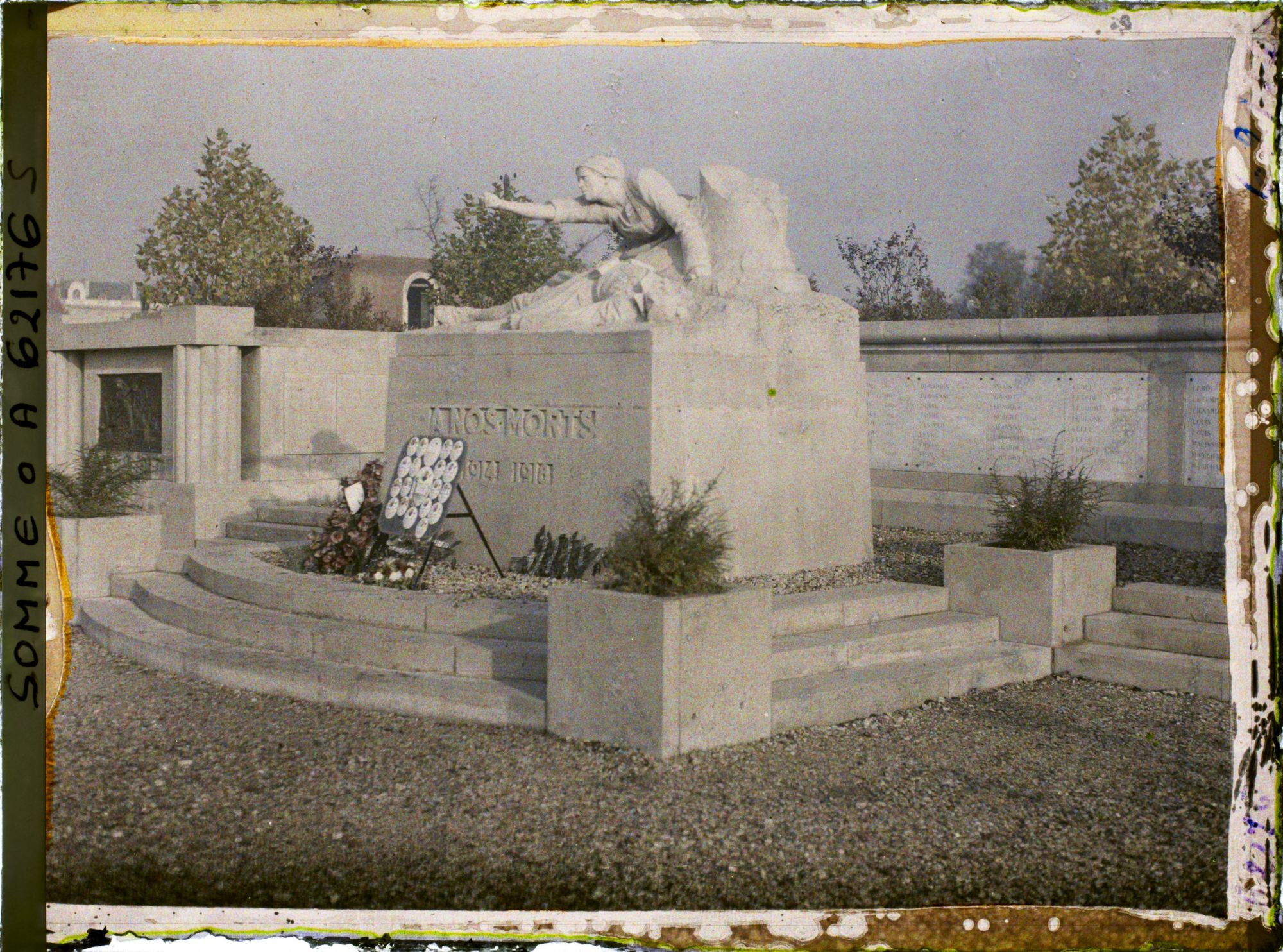 Image représentant Somme, Péronne, Le monument aux Morts de la Ville