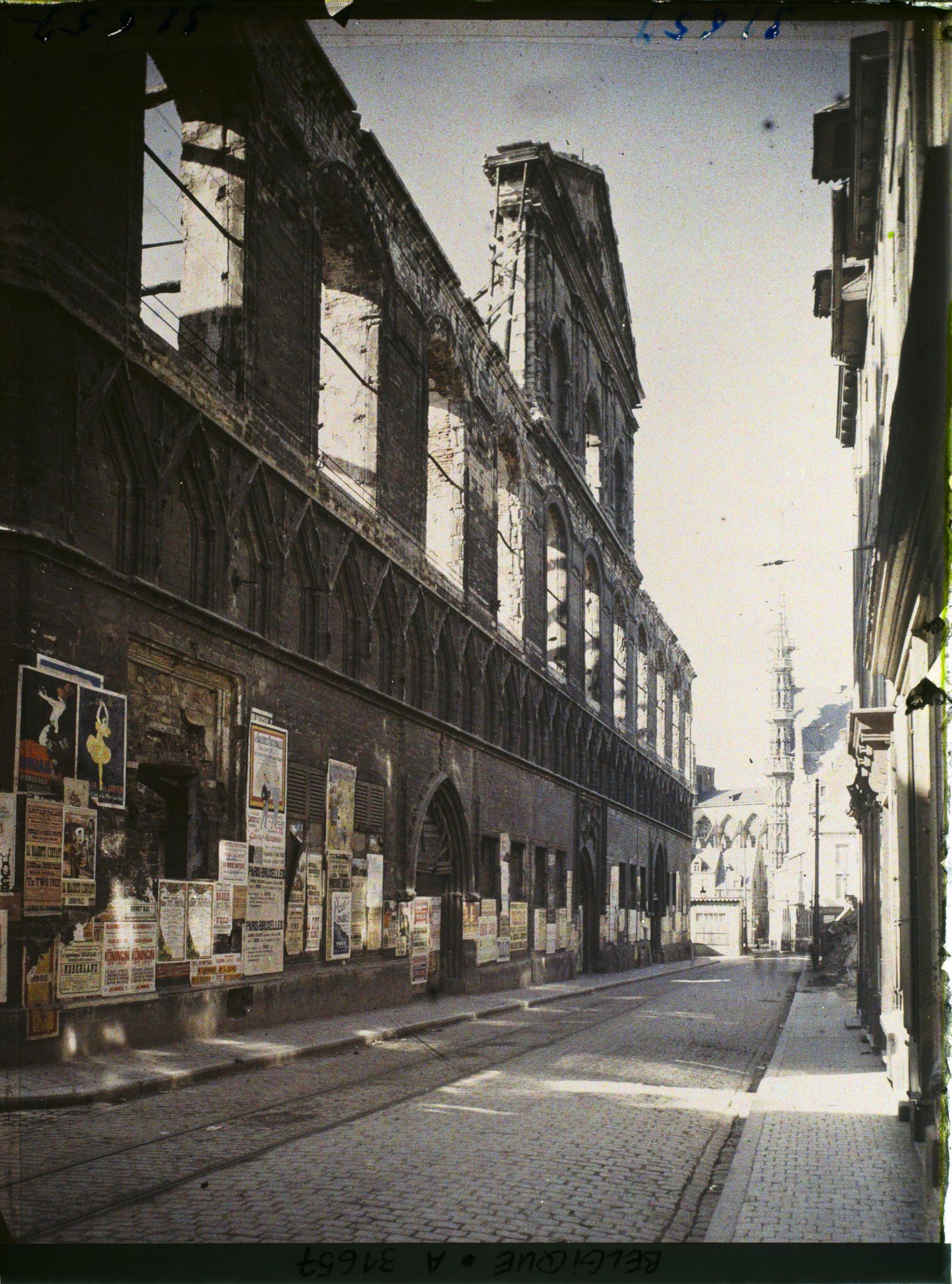 Image représentant Belgique, Louvain, Façade principale de la Bibliothèque, rue de Namur