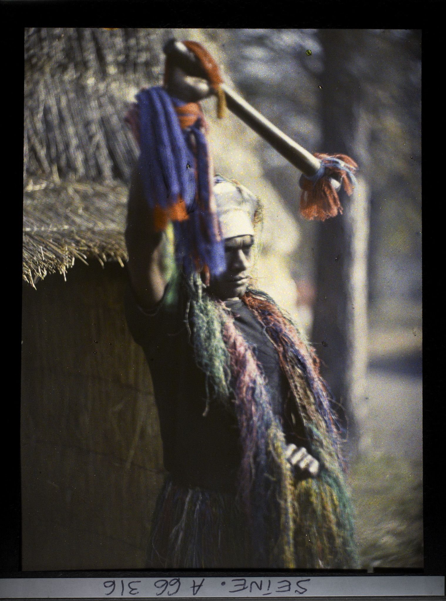 Image représentant L'Exposition Coloniale Internationale de 1931, un homme kanak