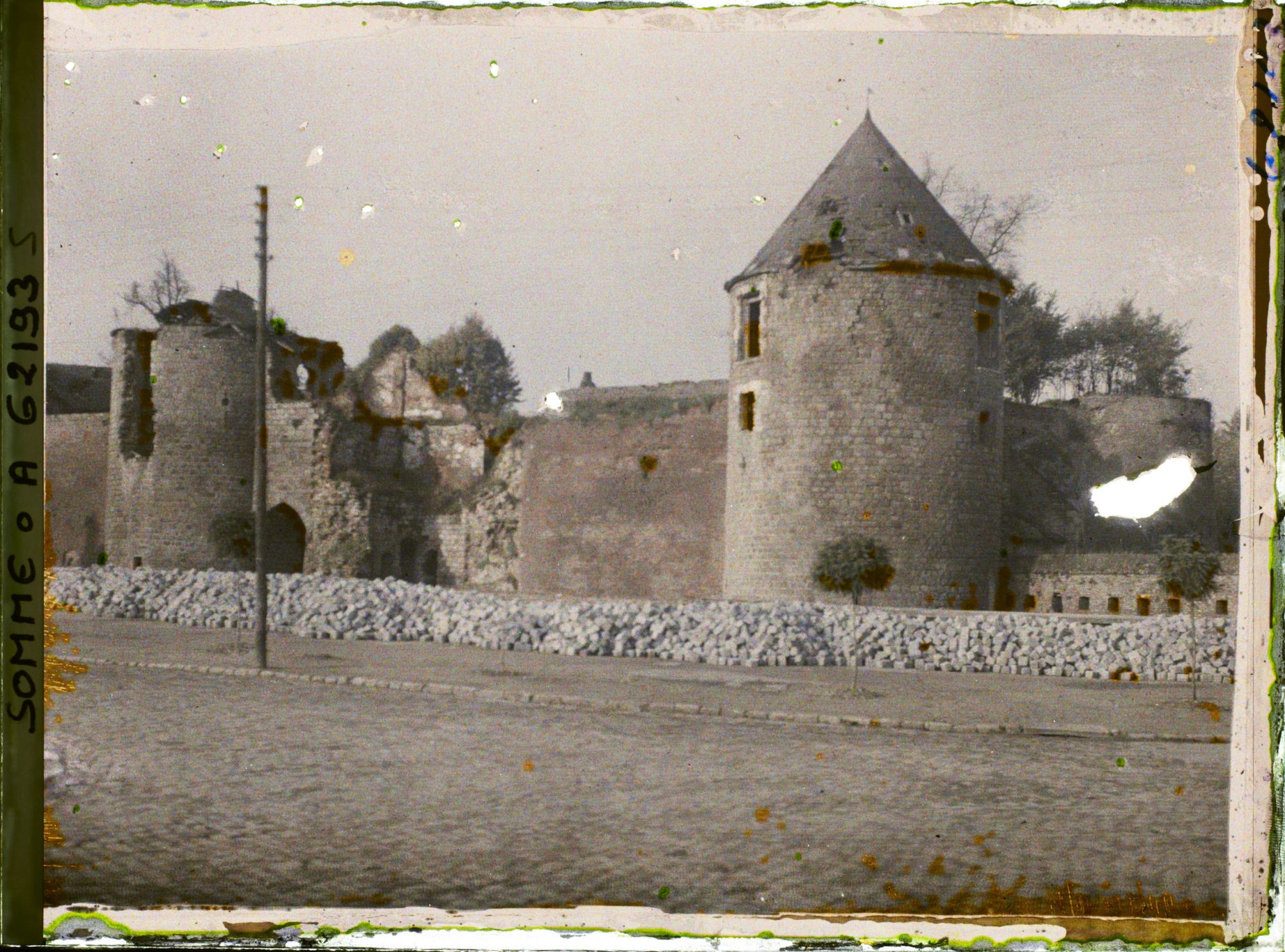 Image représentant Somme, Péronne, Façade du Château