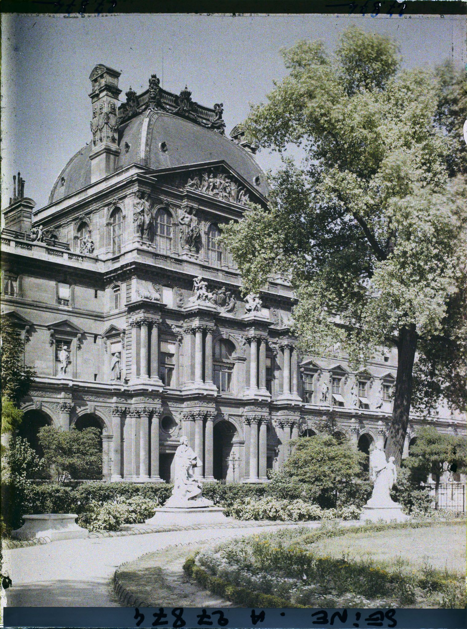 Image représentant Le pavillon Richelieu du Louvre