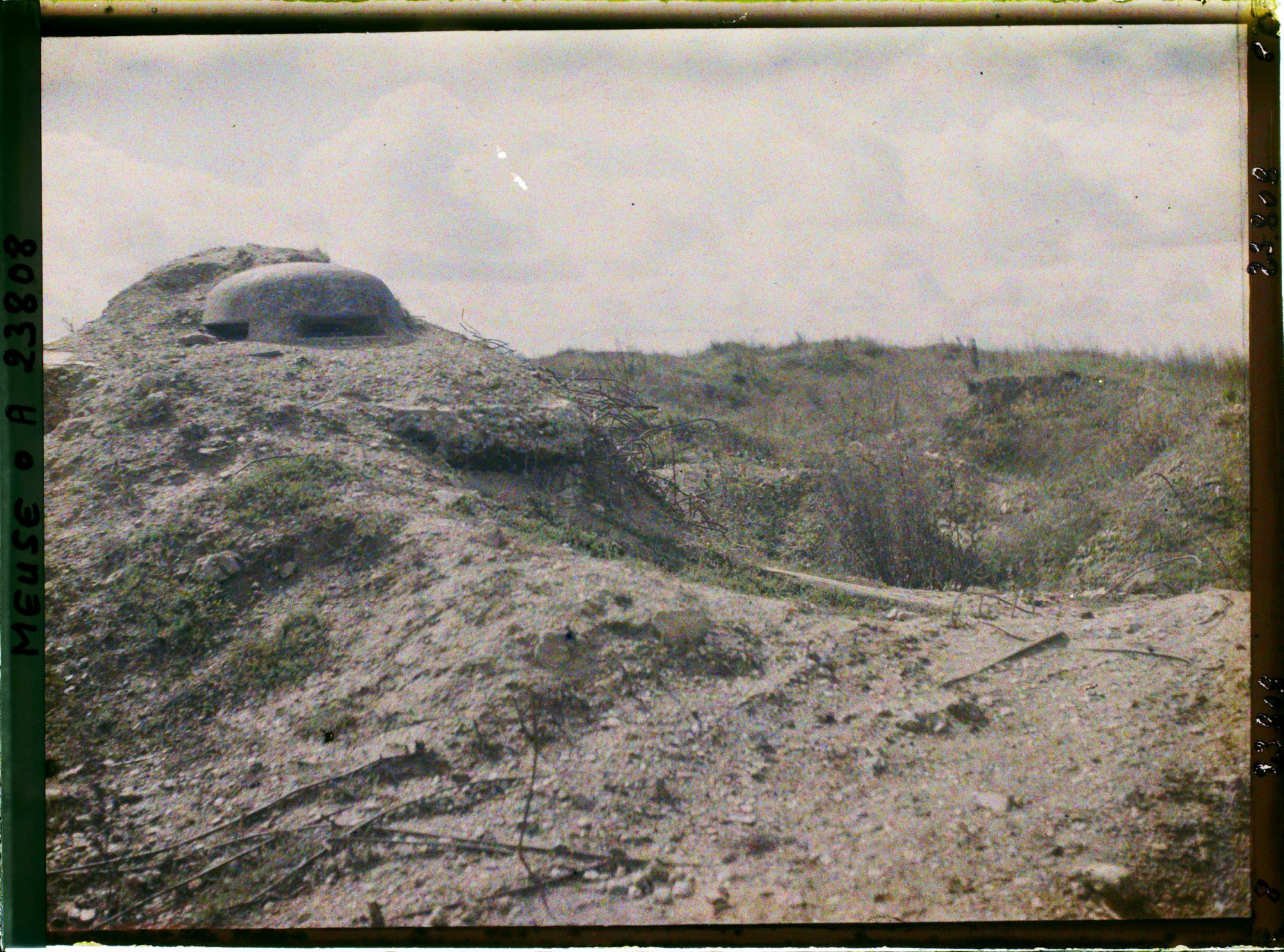 Image représentant France, Verdun, Fort de Douaumont Poste d'observation sur le fort
