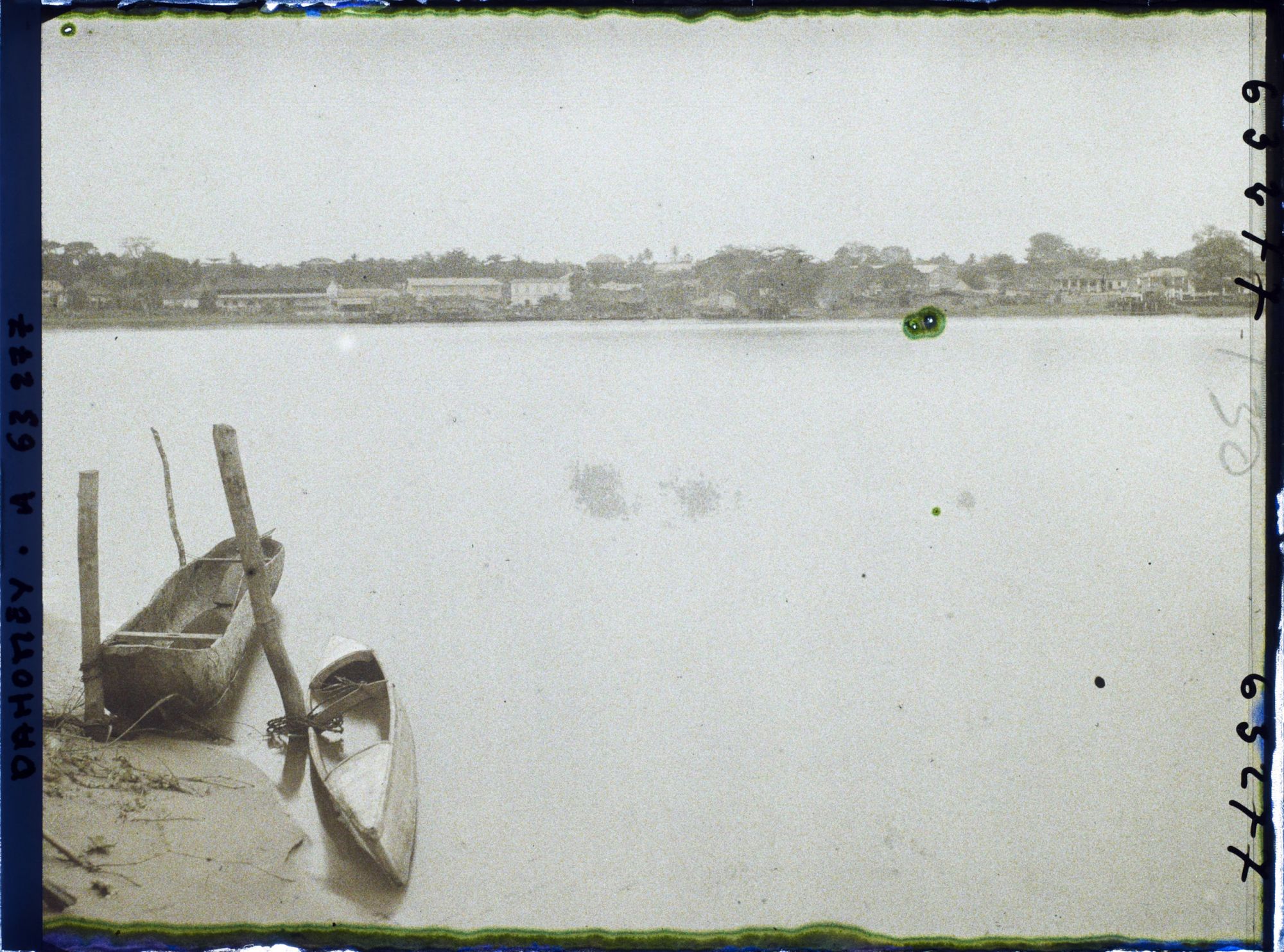 Image représentant La ville vue de la lagune