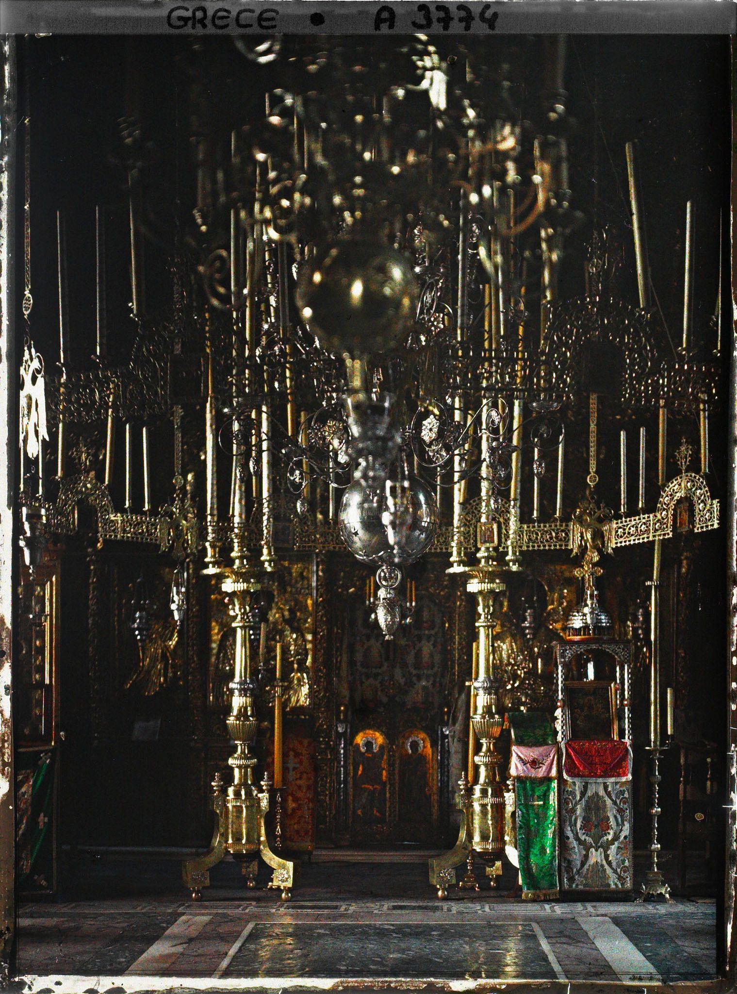 Image représentant Mont-Athos, Vatopediou, Intérieur de l'Eglise