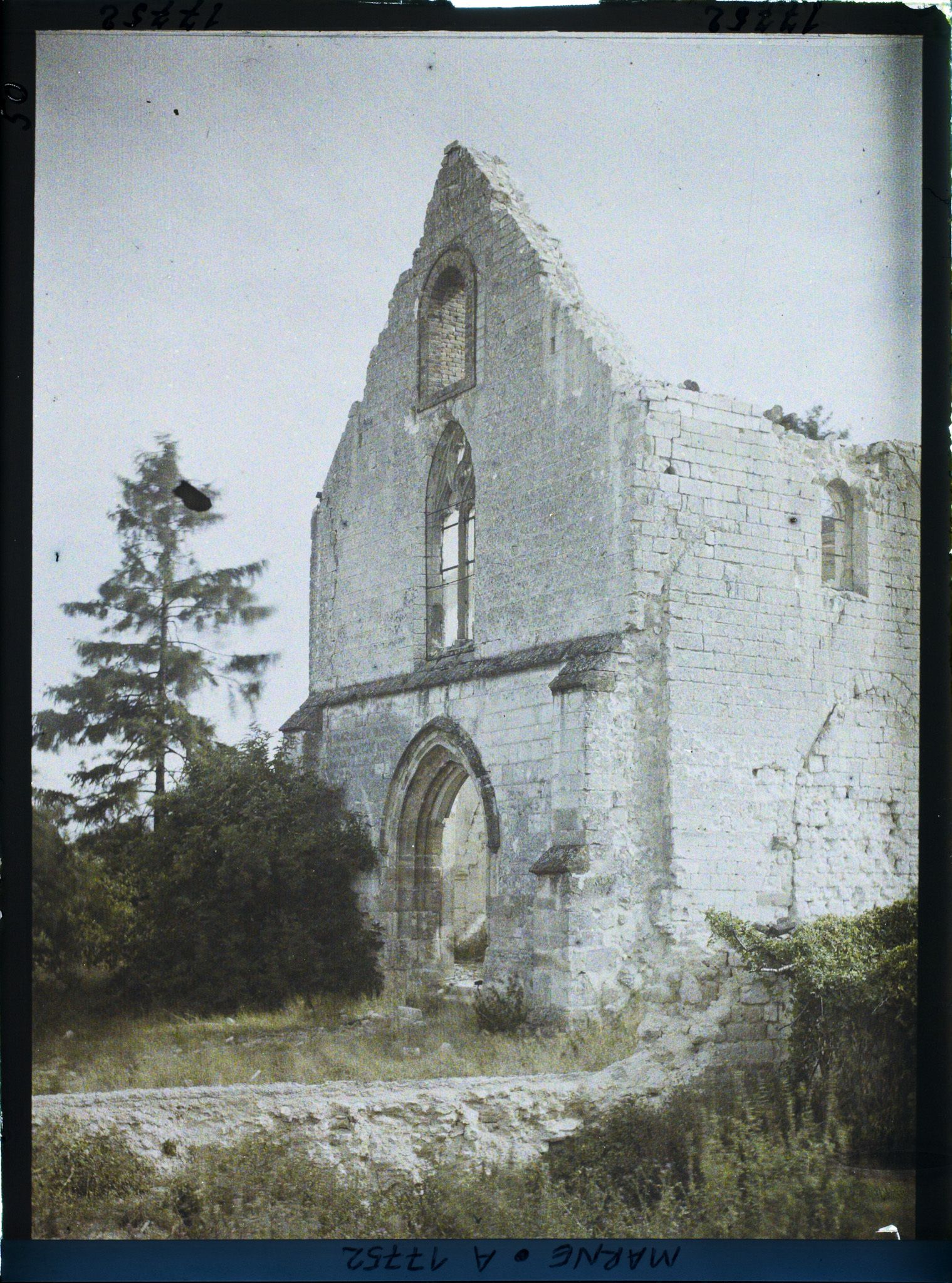 Image représentant France, Pont-Faverger, Vieille Eglise