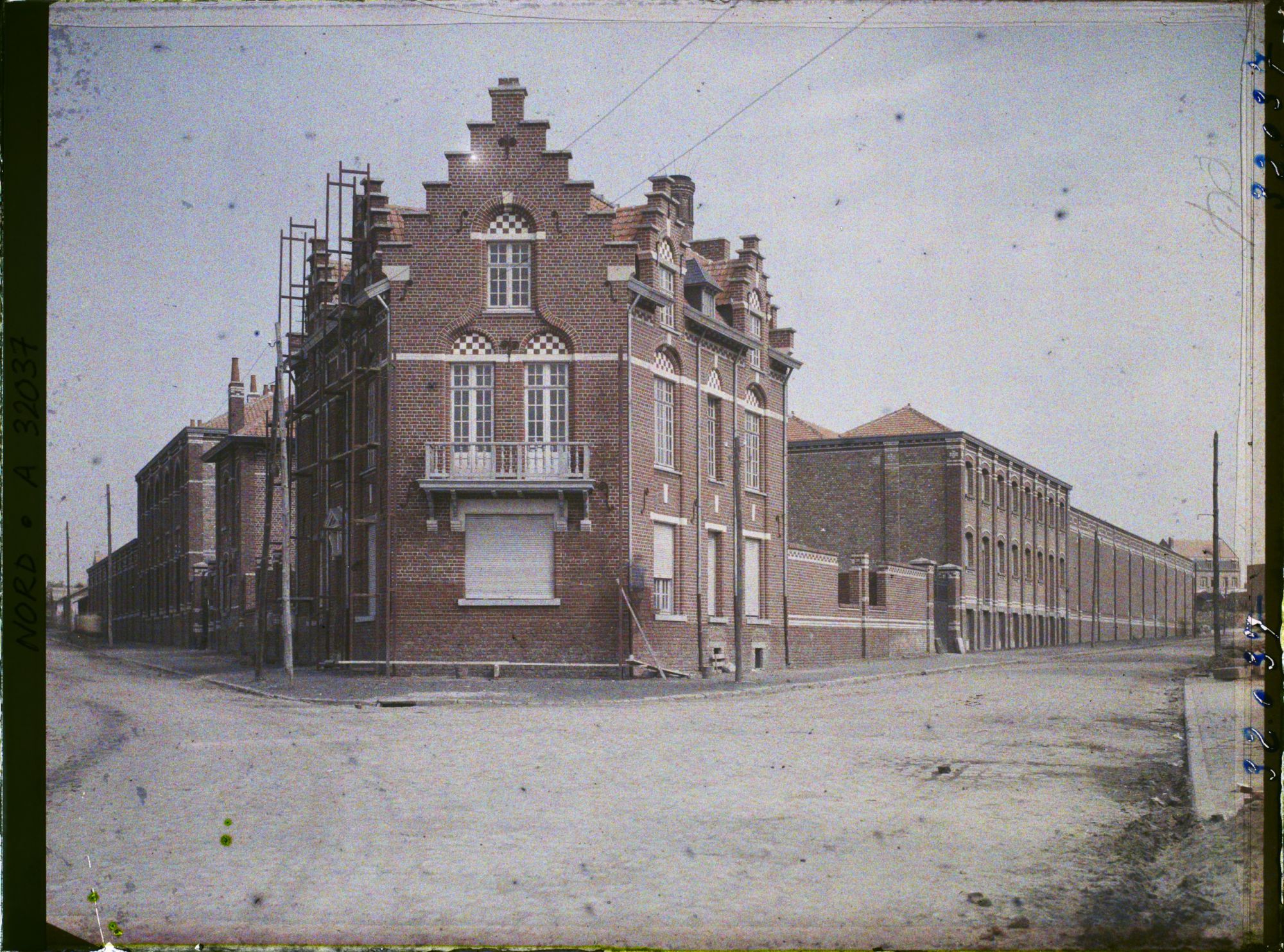 Image représentant France, Bailleul, Filature reconstruite