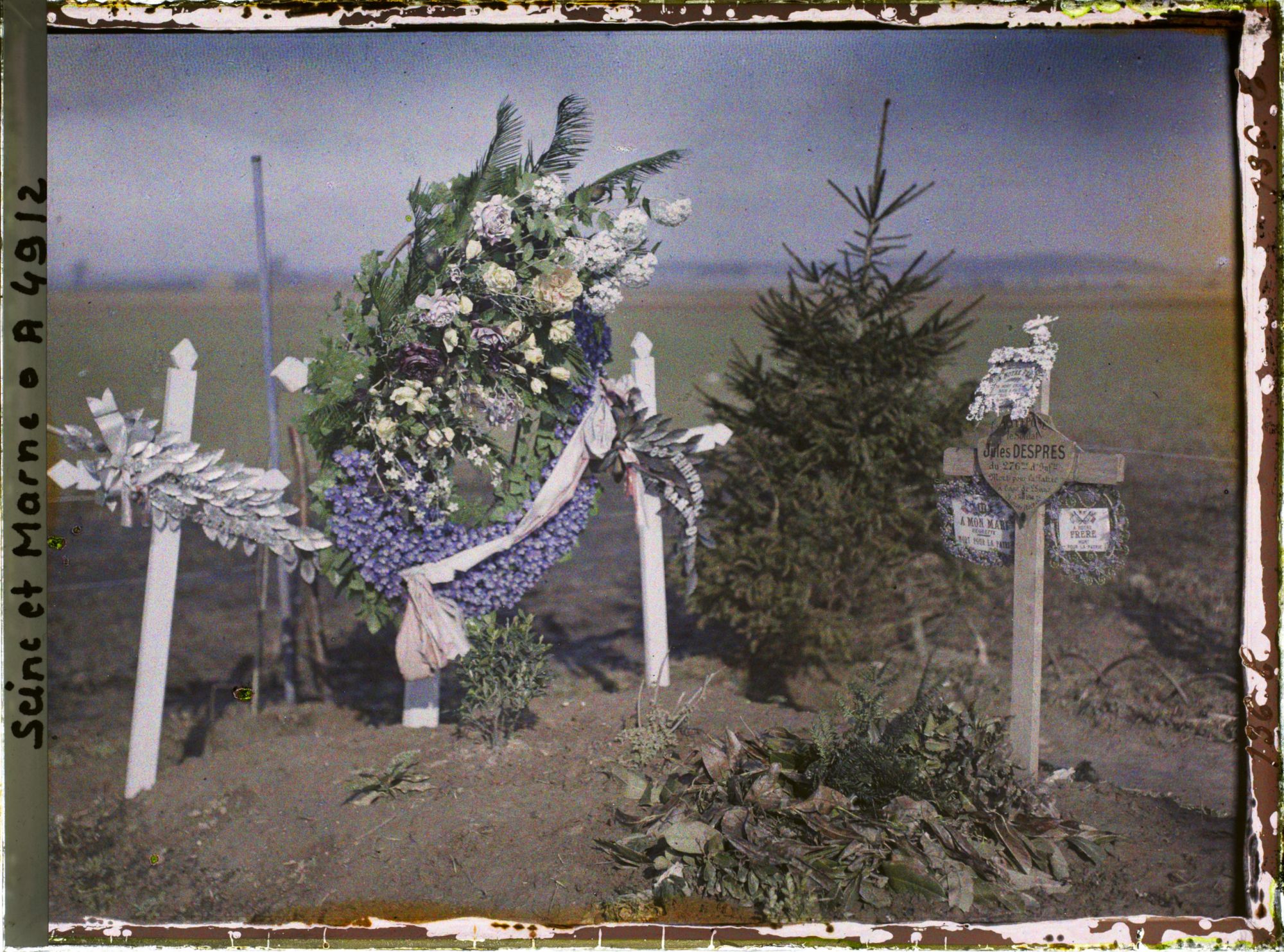 Image représentant France, Entre Villeroy et Neufmontiers. L'autre extrémité de la Tombe de Péguy