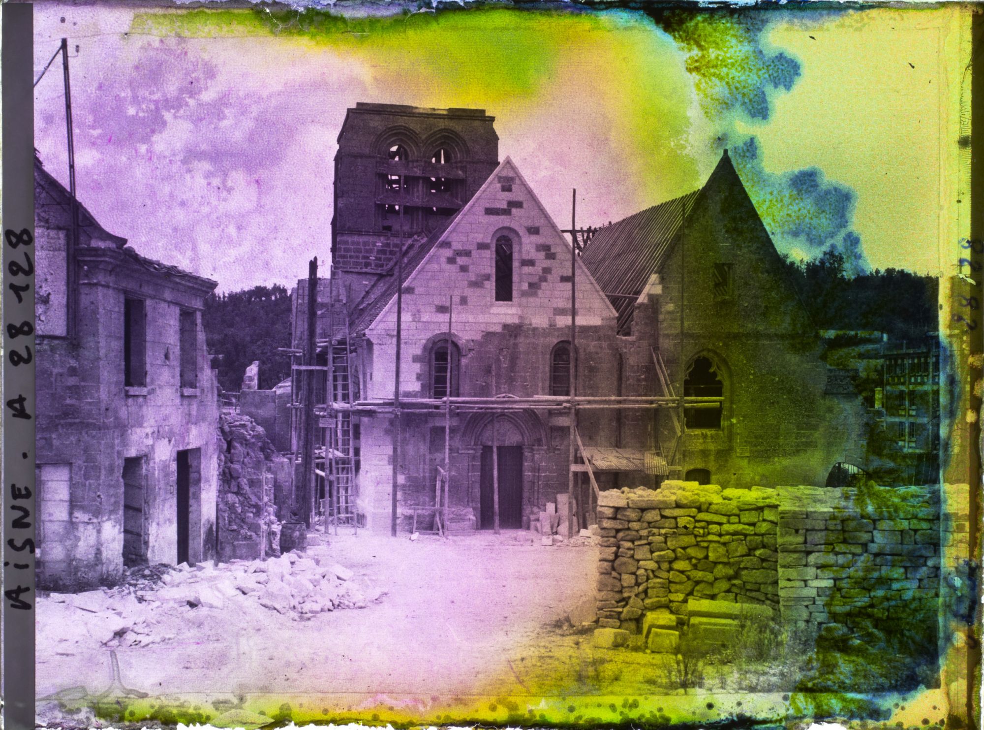 Image représentant France, Oeuvres et Valsery, Façade de l'Eglse