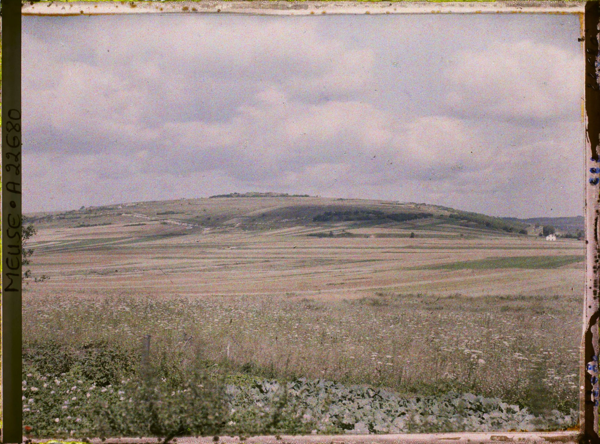 Image représentant France, Les Paroches, Aspect du fort des Paroches vu du Sud