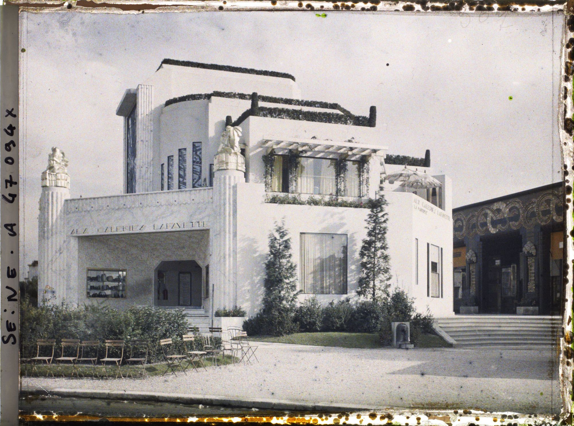 Image représentant L'Exposition des arts décoratifs, Galeries Lafayette - Pavillon La Maîtrise