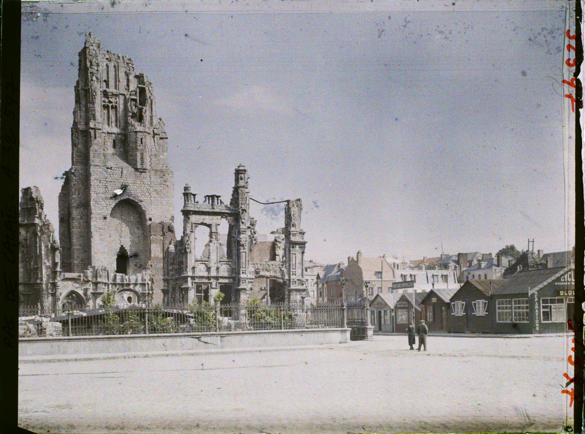 Image représentant France, Arras, Hôtel de Ville et Place de la Vaquerie