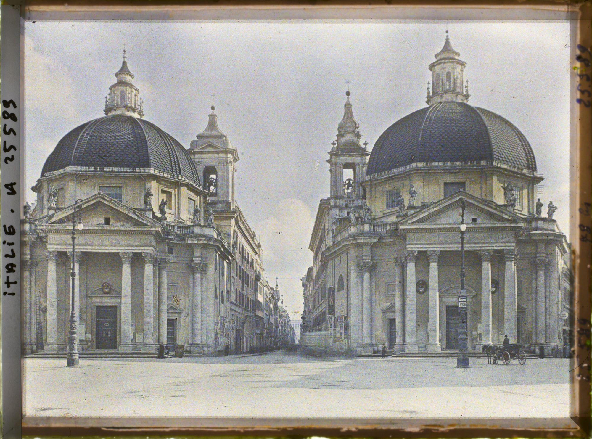 Image représentant Place du peuple, églises Santa Maria in Montesano et Santa Maria dei Miracoli