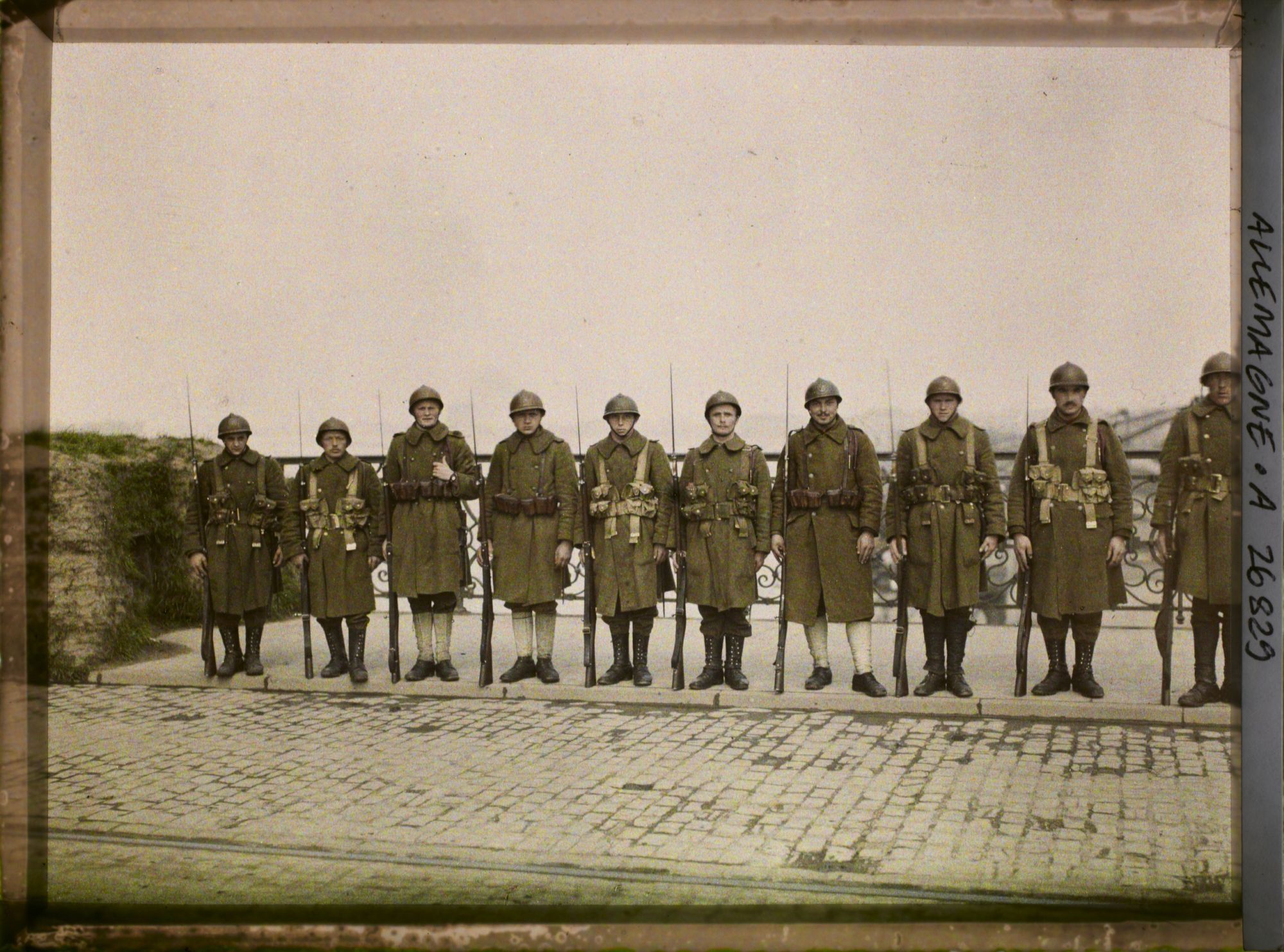 Image représentant Allemagne, Düsseldorf, Occupation Française Relevé de la Garde sur le Pont