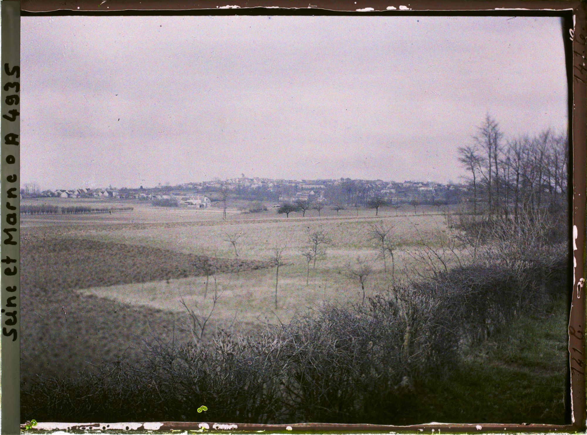 Image représentant France, Monthyon, Vue générale de Monthyon sprèsla butte prise de l'Est