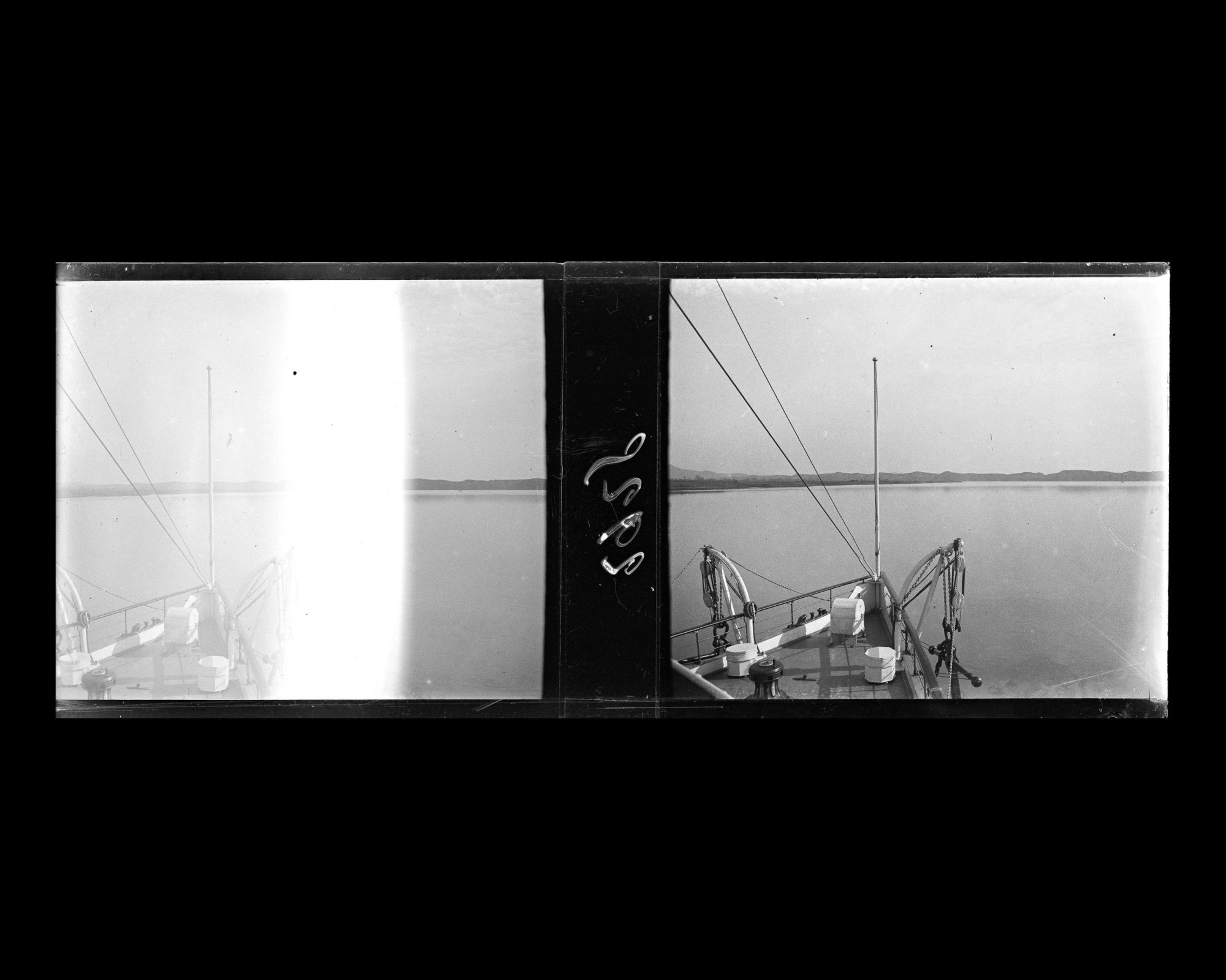 Image représentant La proue du vapeur chinois Kiang-Yu sur le Yangzijiang ("fleuve Bleu")