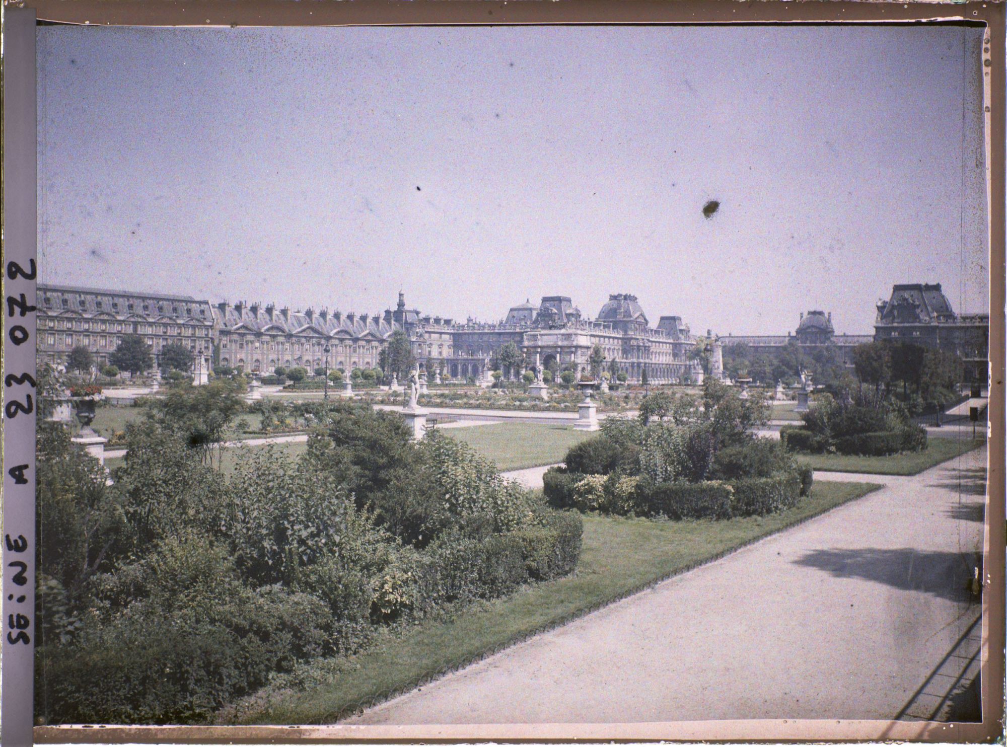 Image représentant Le Louvre et les Tuileries