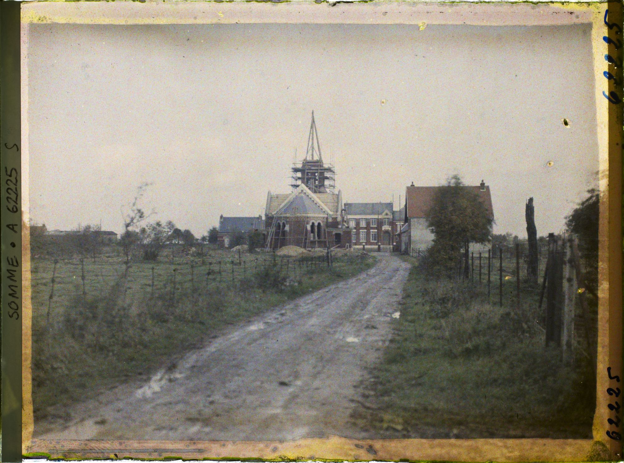 Image représentant Somme, Pozières, Vue sur le Village