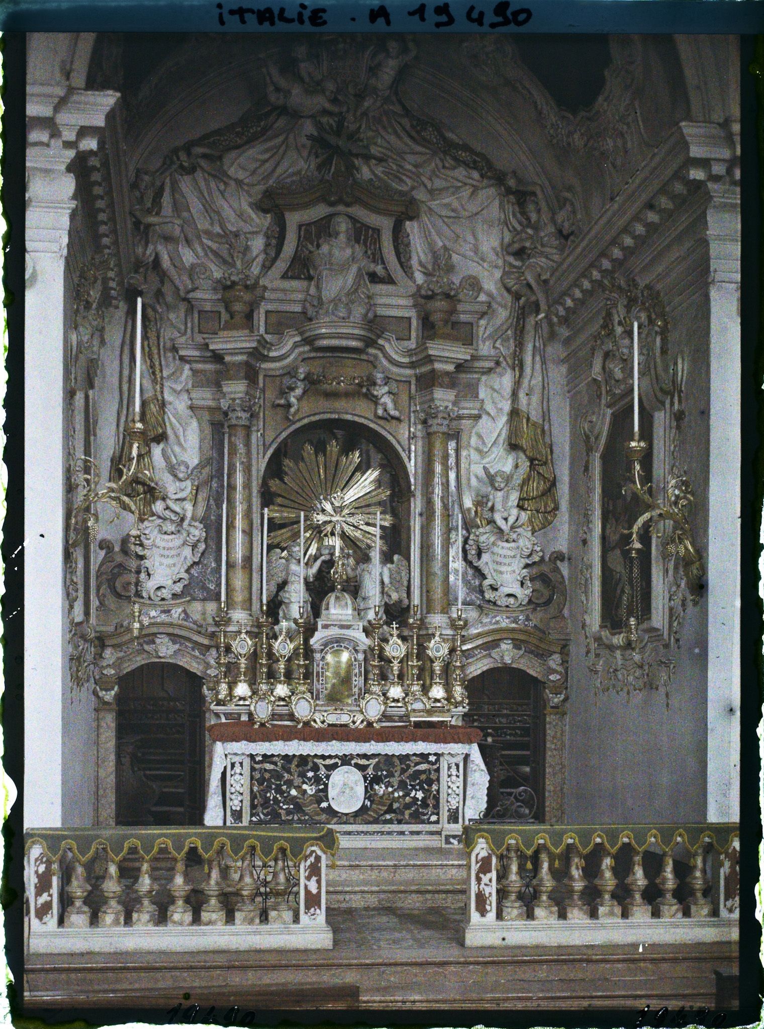 Image représentant Autel de l'église de Santi Siro e Libera