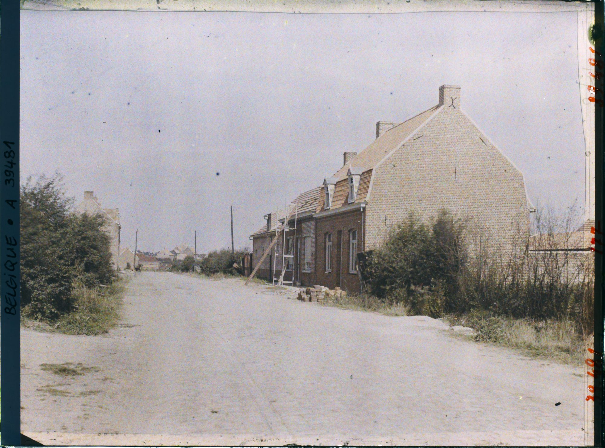 Image représentant Belgique, Locre, Reconstructions