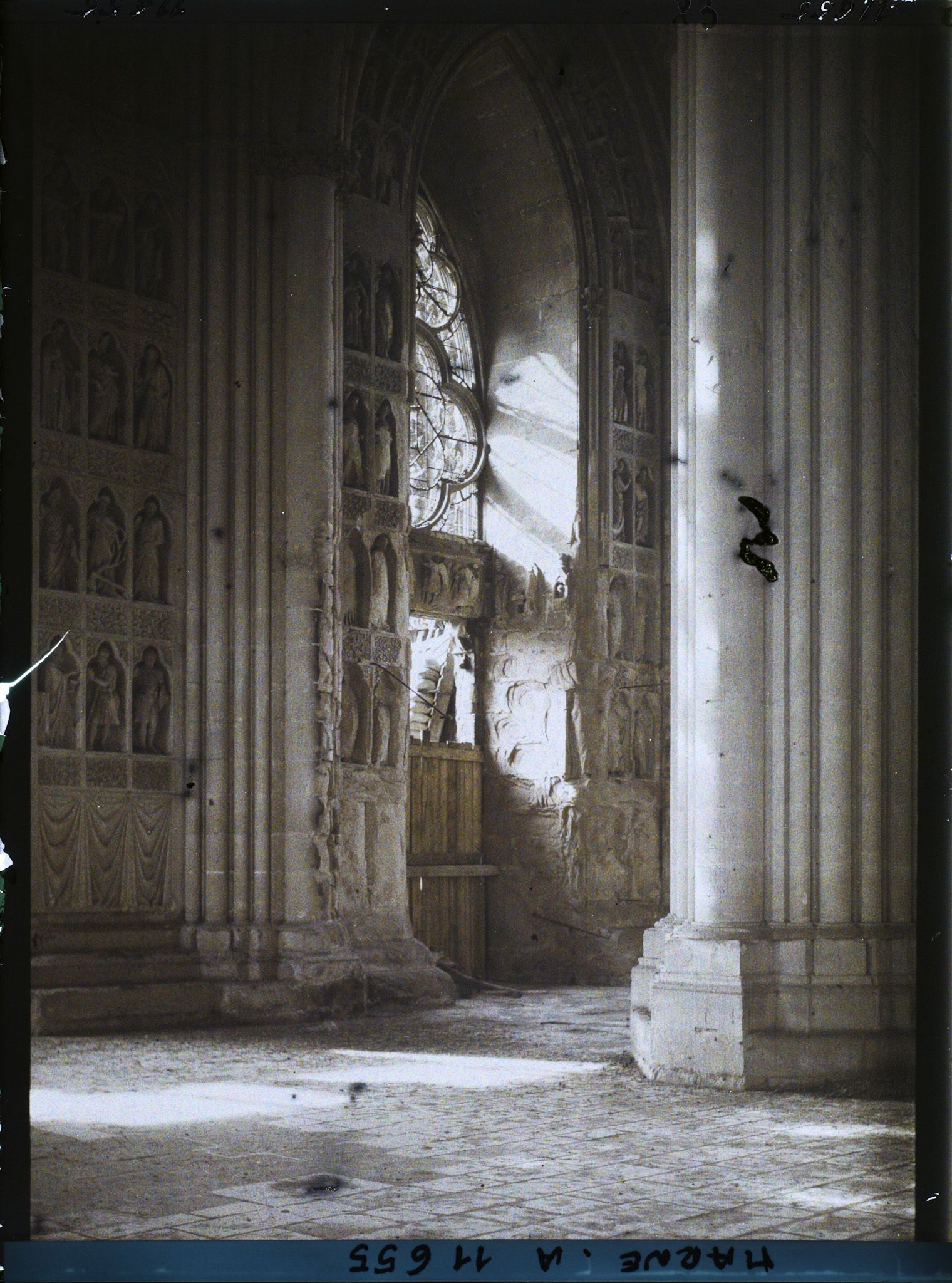 Image représentant France, Reims, Cathédrale, ensemble du Porche gauche