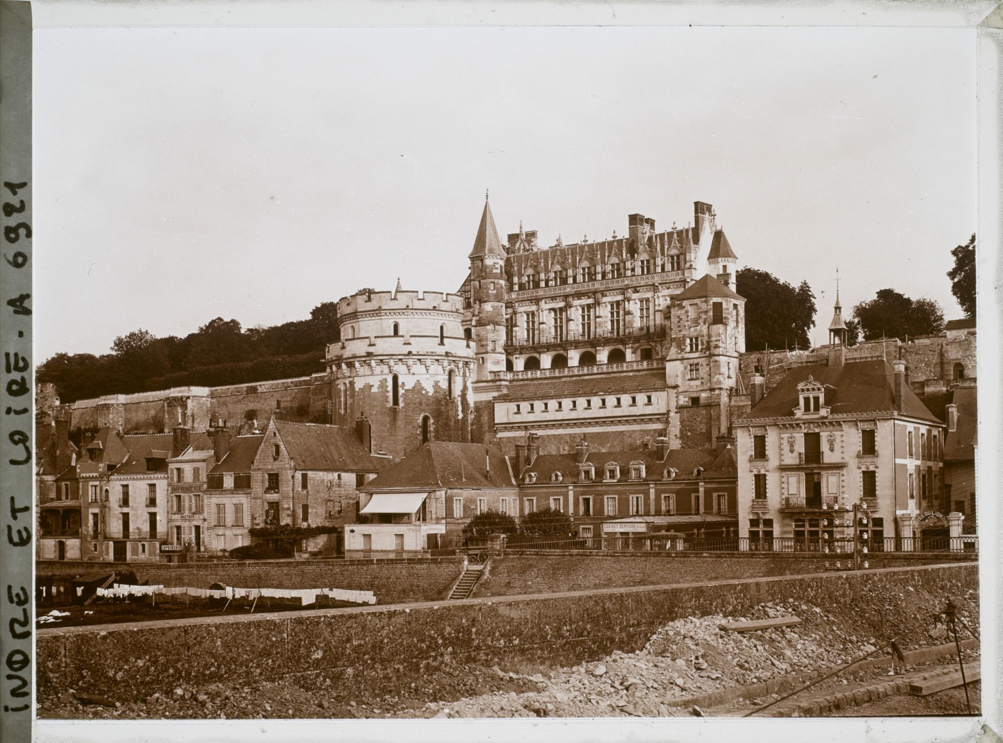 Image représentant Vue générale du château