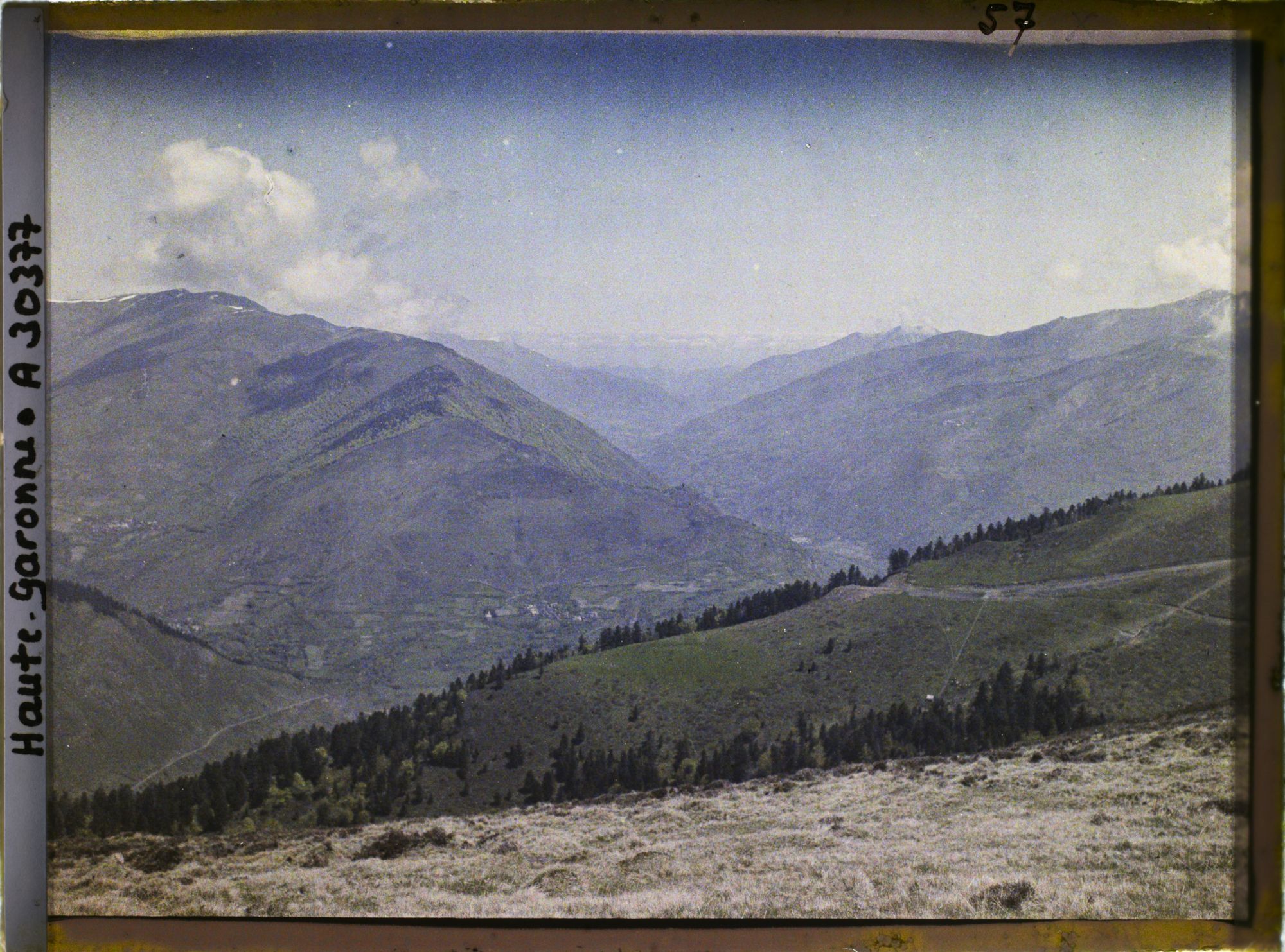 Image représentant France, Bagnères-de-Luchon, Panorama (en direction du Port de Venasque)