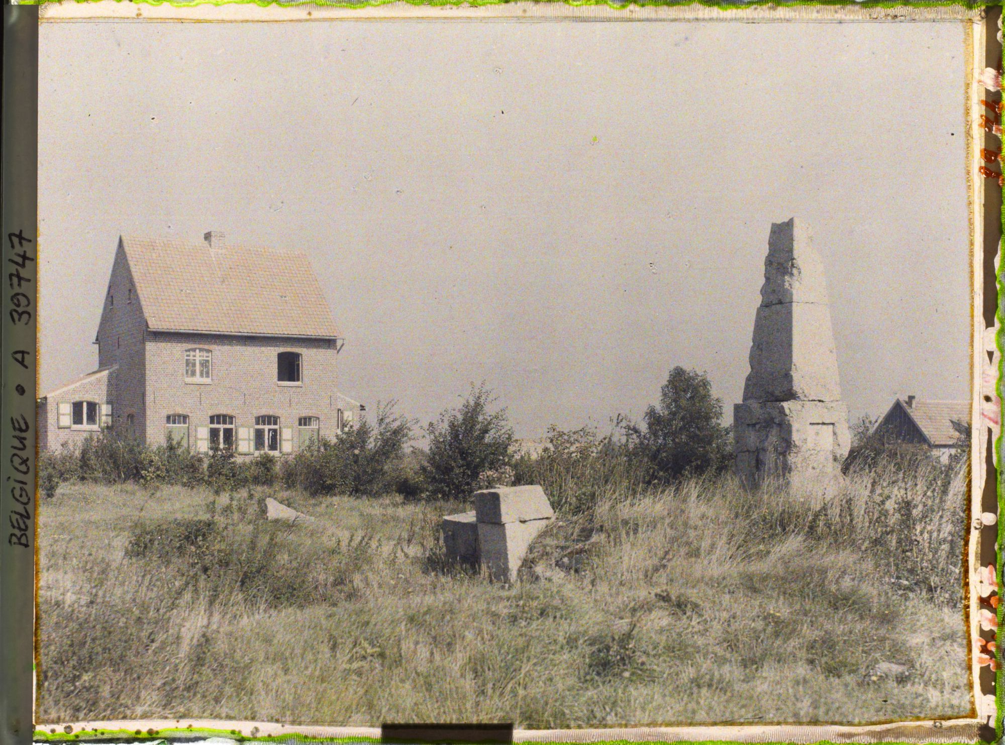 Image représentant Belgique, Kortewelde, Le monument du Cimetière Allemand