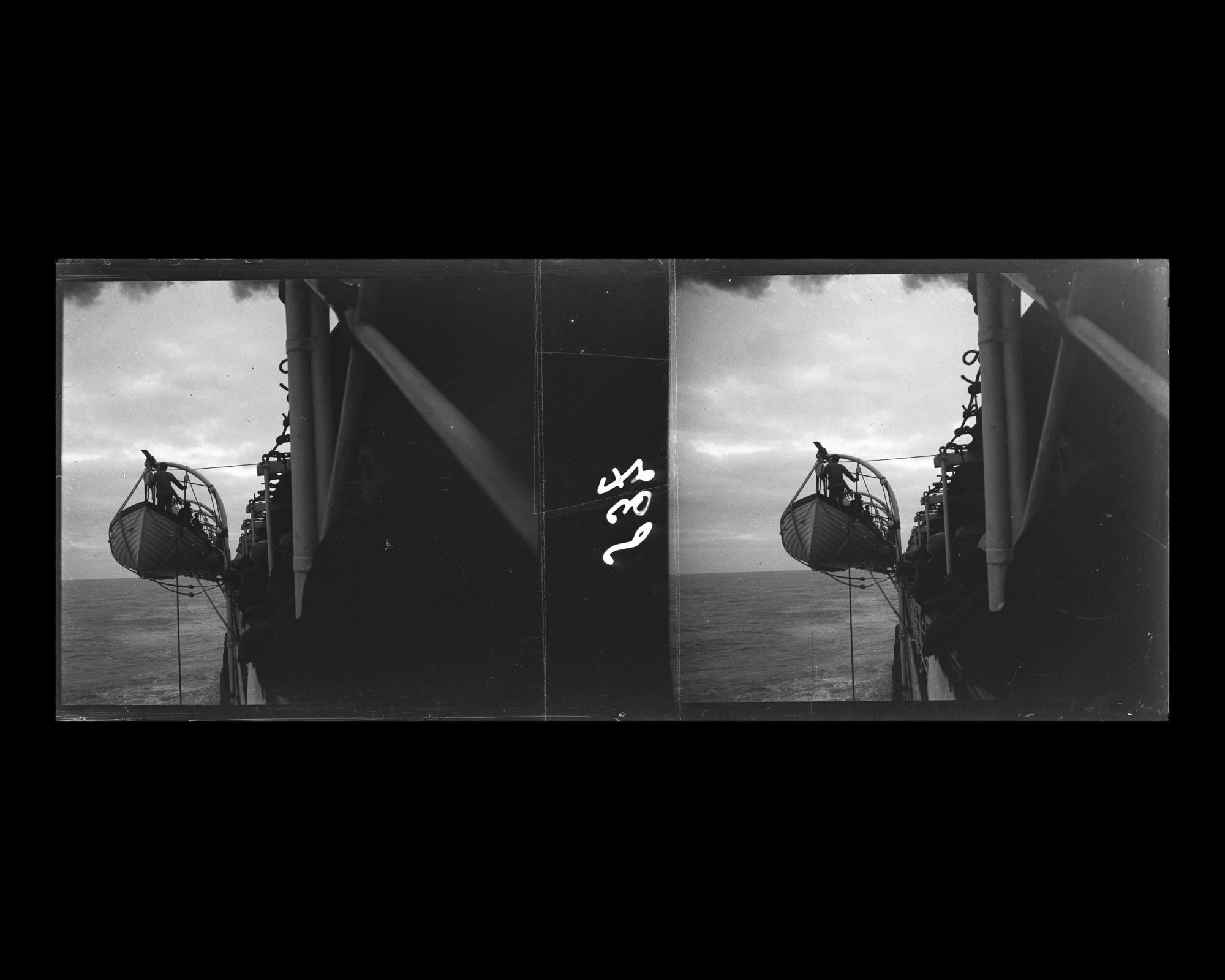 Image représentant Manoeuvres en cas d'incendie à bord