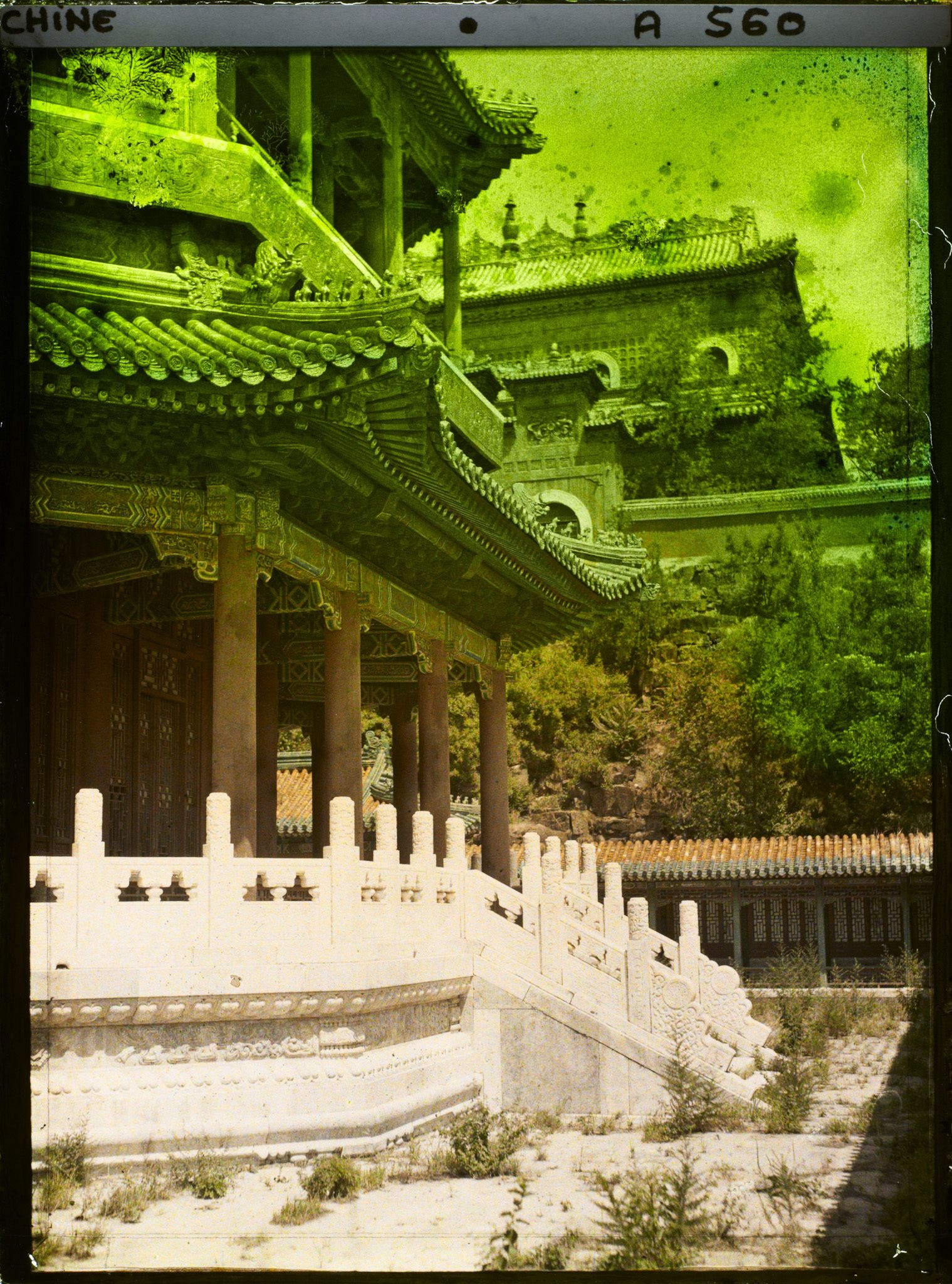 Image représentant Foxiangge (" pavillon à Étage du Parfum du Bouddha "), palais d'Été, Yiheyuan ("  jardin de la Concorde Entretenue  ")