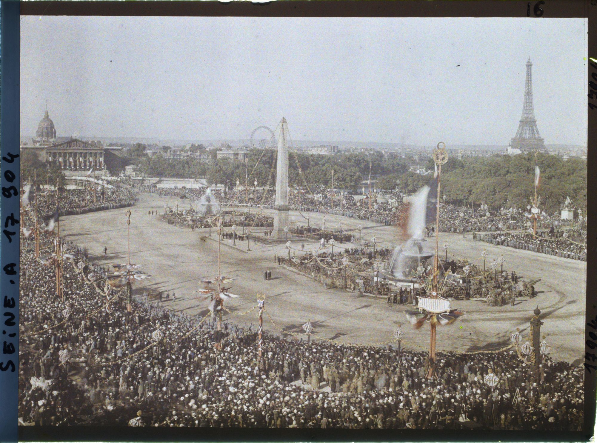 Image représentant Panorama pris depuis le haut du ministère de la Marine, place de la Concorde