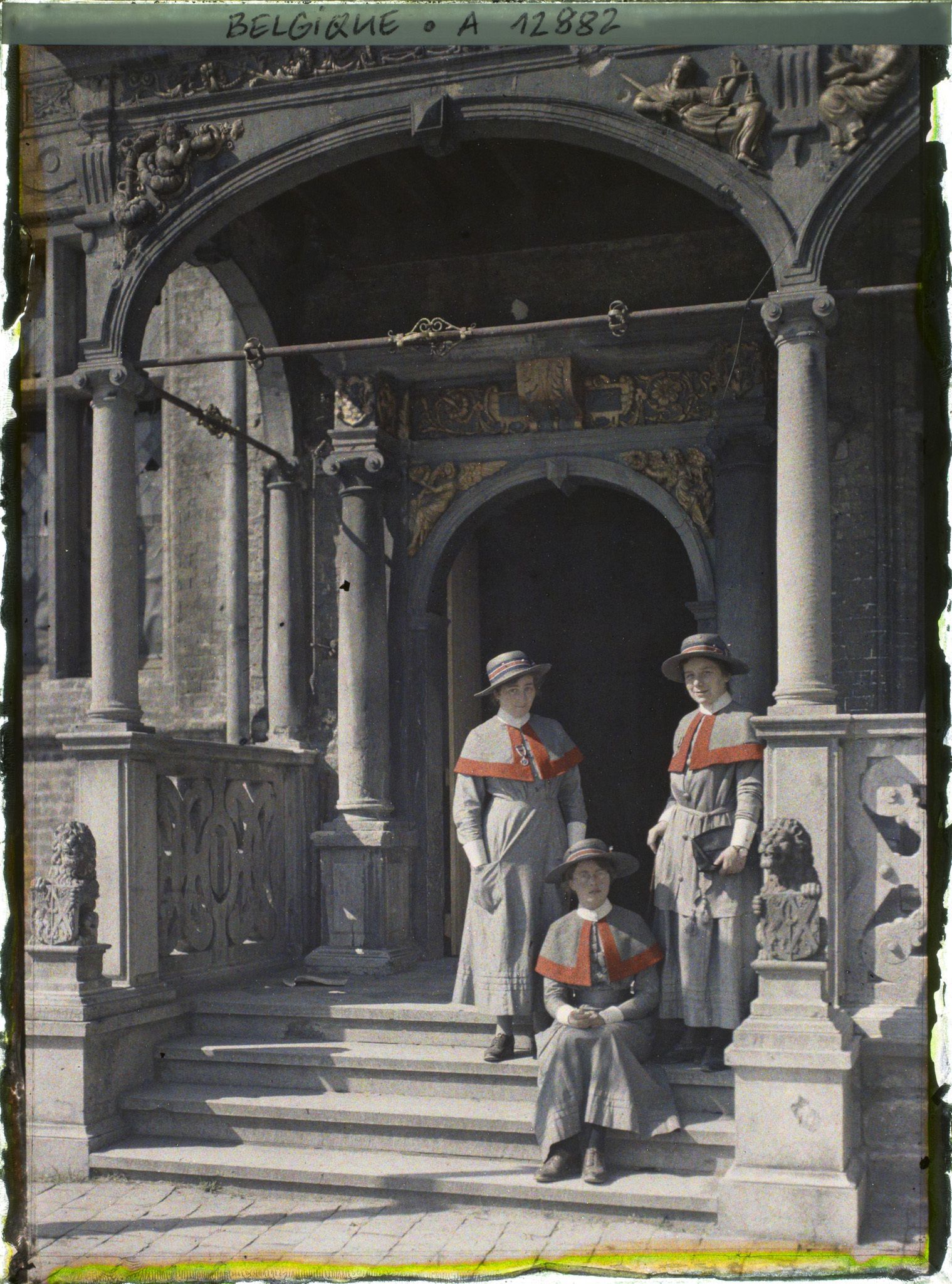 Image représentant Belgique, Furnes, Hôtel de Ville Nurses