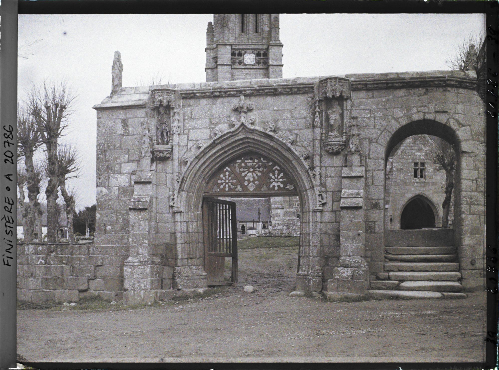 Image représentant Porte de l'enclos paroissial