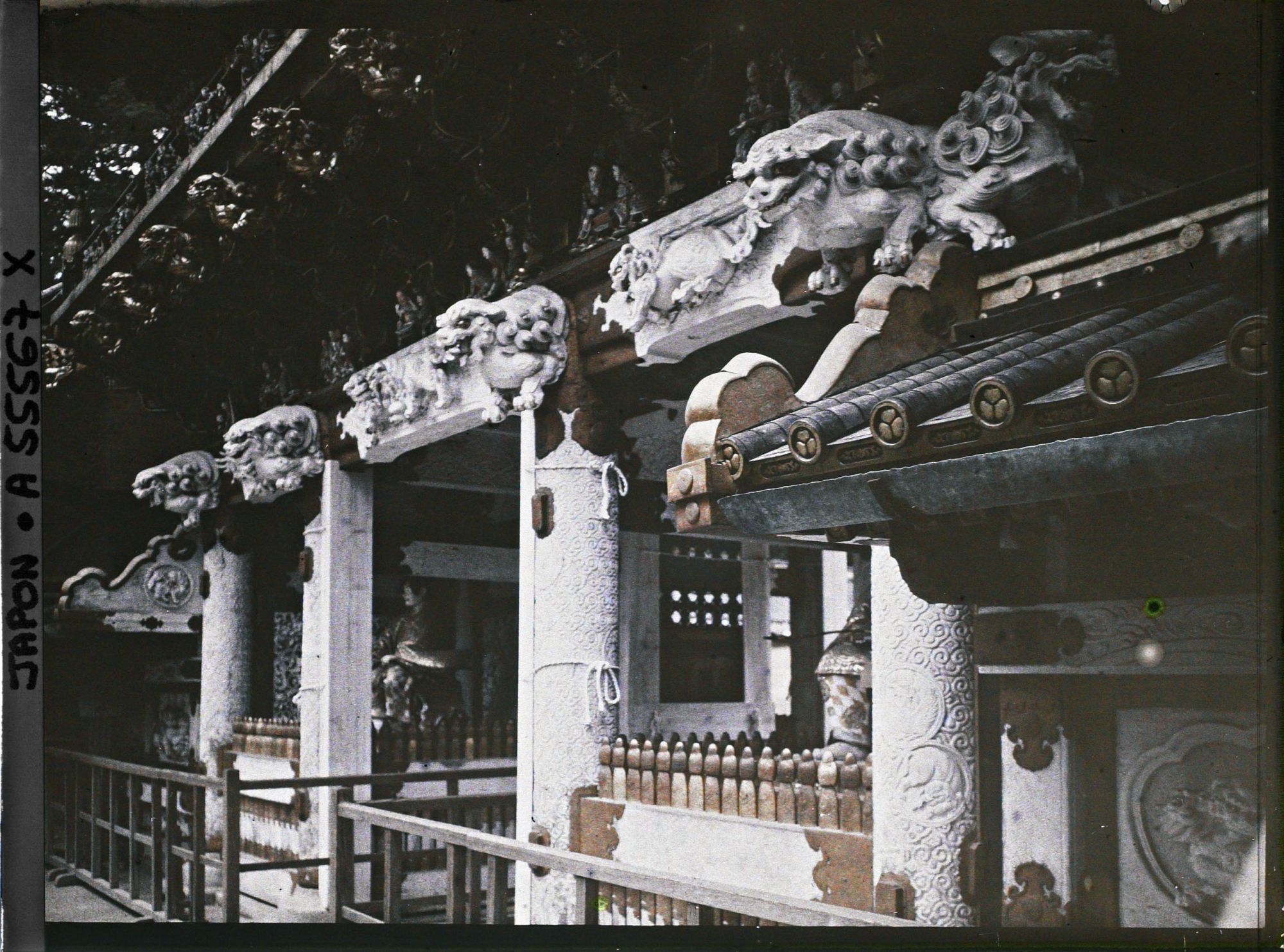 Image représentant Yomei-mon du Tôshôgû