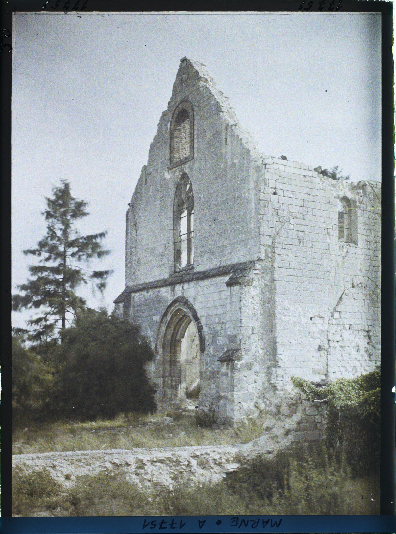 Image représentant France, Pont-Faverger, Vieille Eglise