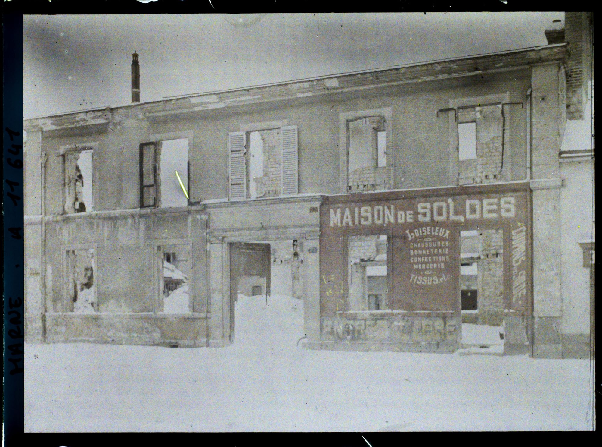 Image représentant France, Reims, Maisons détruites au faubourg Cérès