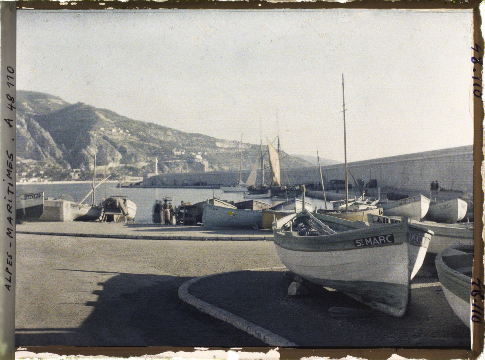 Image représentant Le port de Menton Garavan