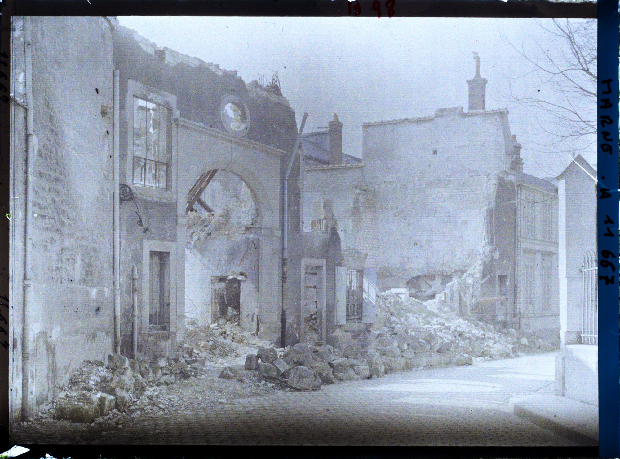 Image représentant France, Reims, Façade du Couvent