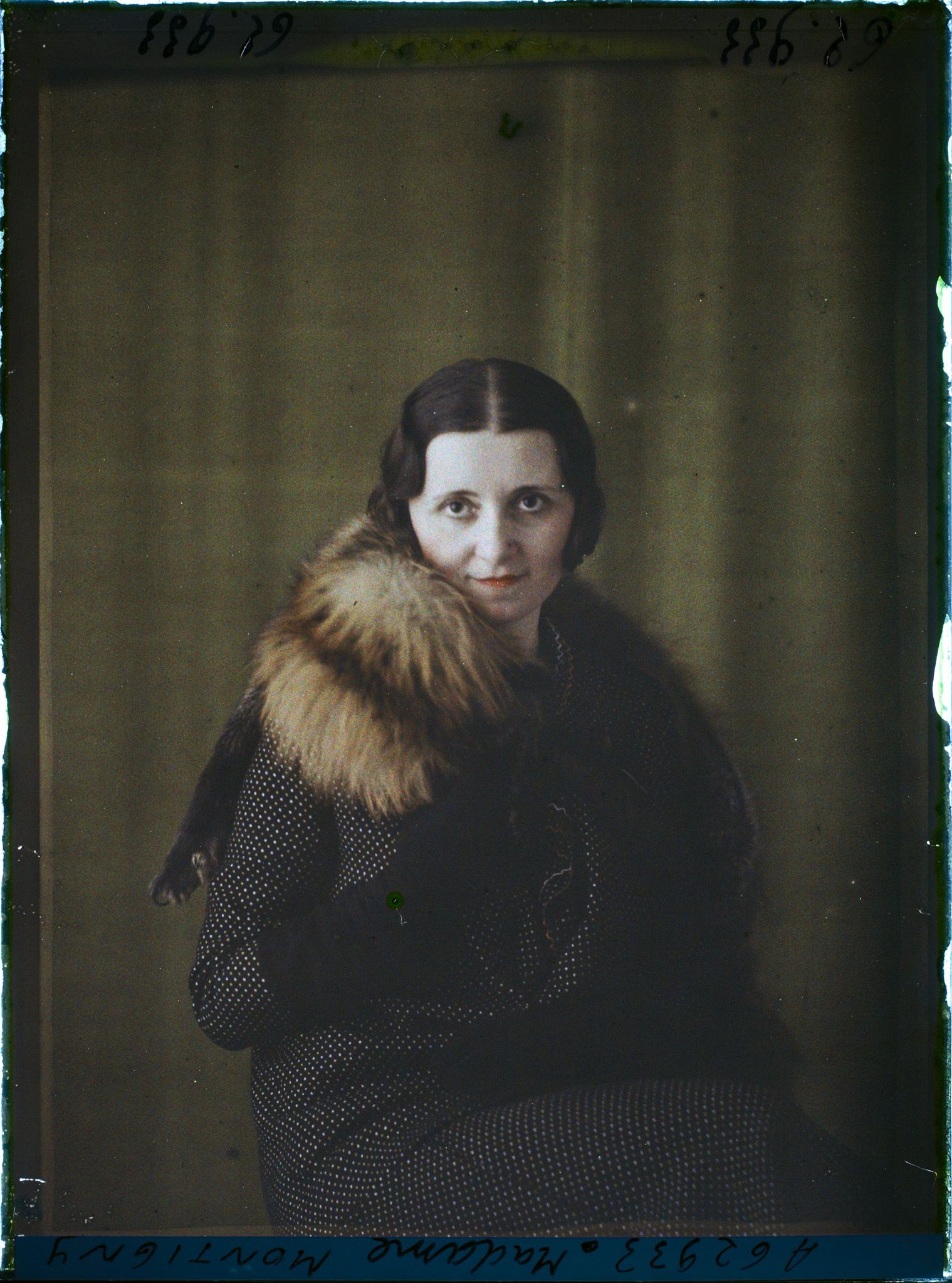 Image représentant https://musee-albert-kahn.s-museum.fr/home/NWQ2OTAwYzNmYjZlZTk1ZWQwODJmMjY4L2dlbmVyaWMtbm90aWNlLXRhYi9hdXRob3JpdHkvNjE3YTc5ZjVjZjhiODk2OGIzMzM3ZDIx/5d6900c3fb6ee95ed082f268/generic-notice-tab/authority/617a79ebcf8b8968b3337416 Madame Montigny