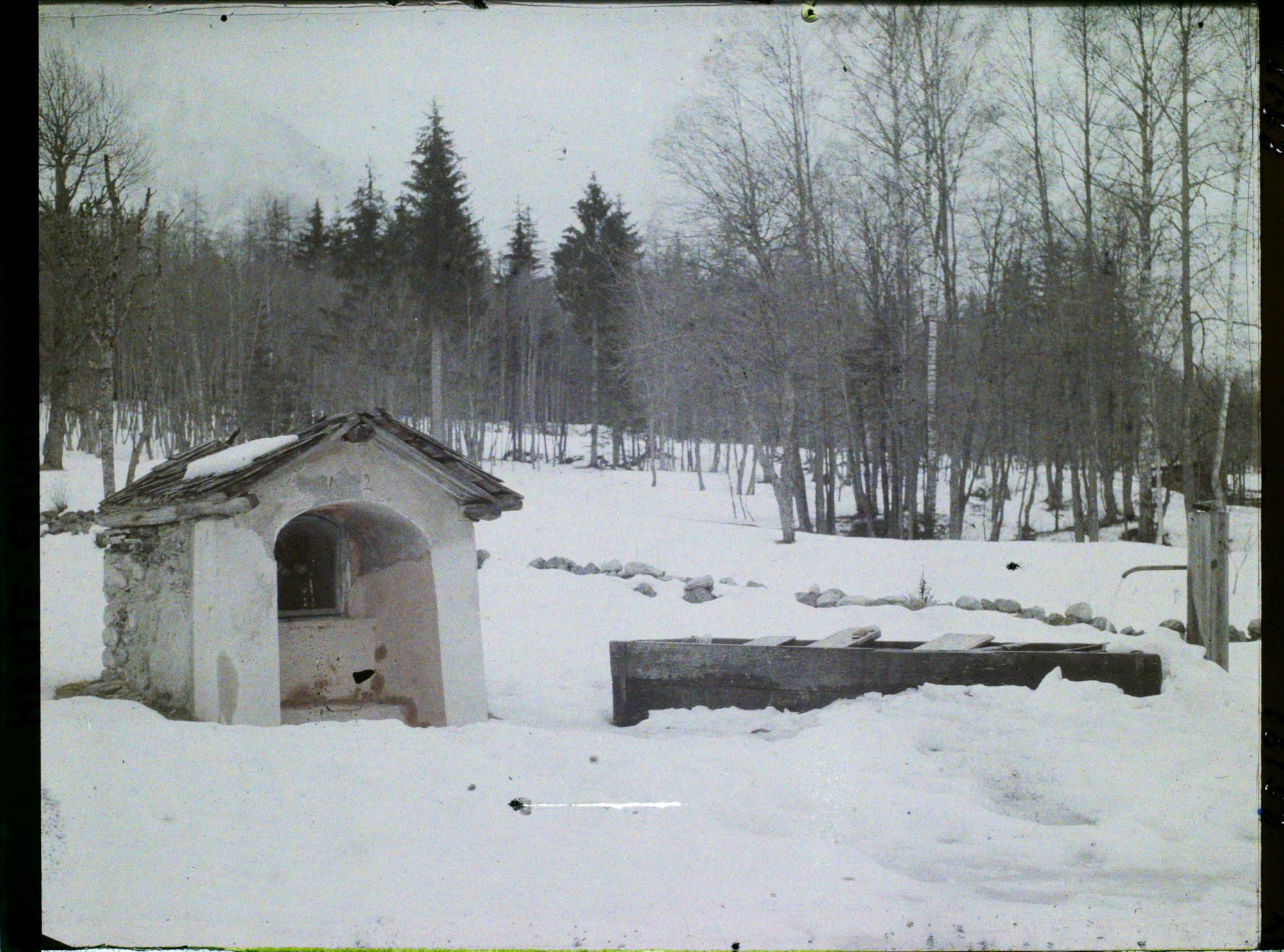 Image représentant France Les Alpes, Favrans, Chamonix - Petite Chapelle à l'entrée du Village des Favrans