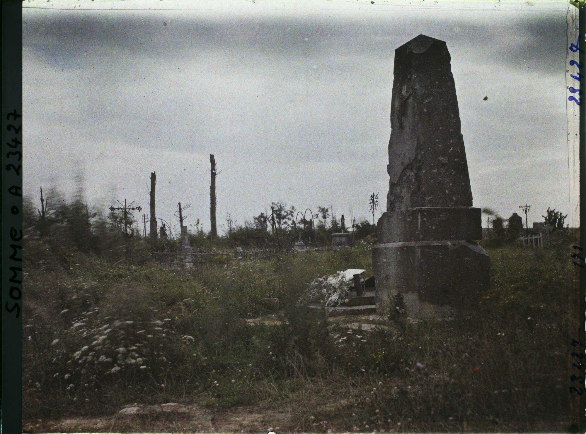 Image représentant France, Cléry, Le Cimetière Civil